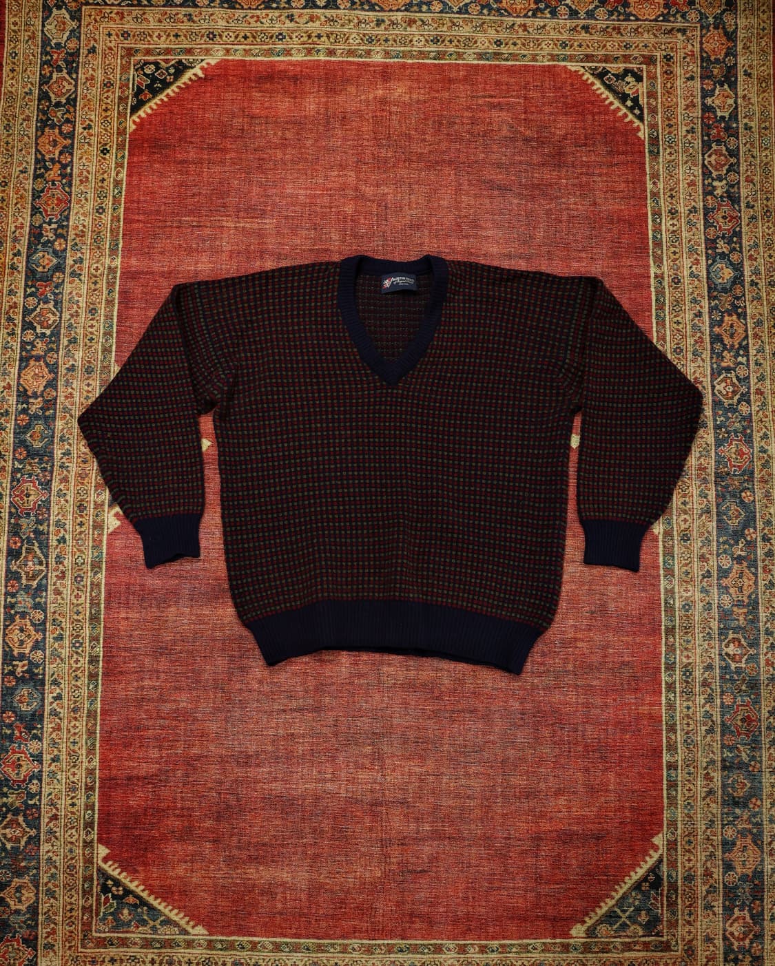 80~90s 빈티지 브이넥 니트 판매 상품이미지1