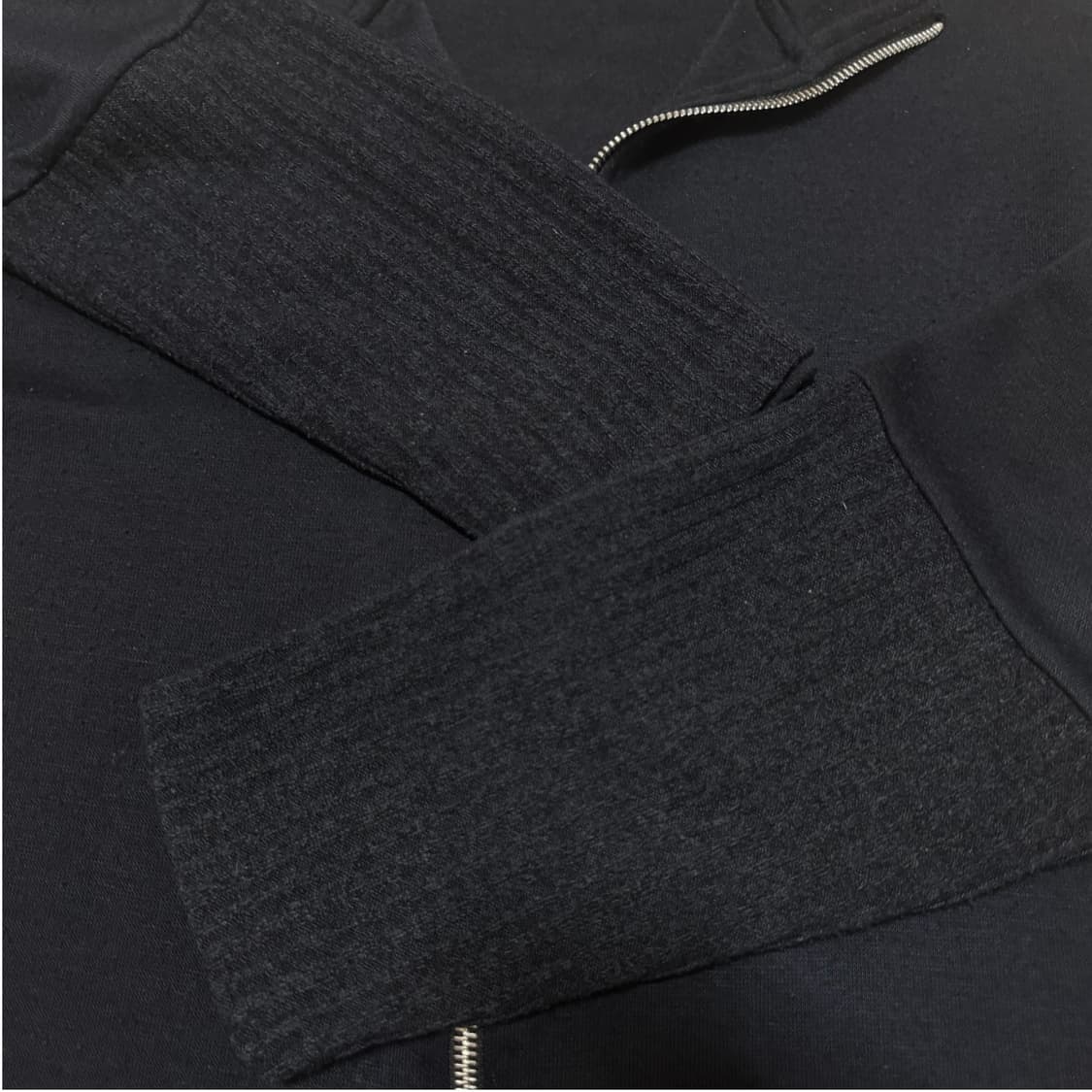 해칭룸 더블슬리브 트랙 가디건 상품이미지4