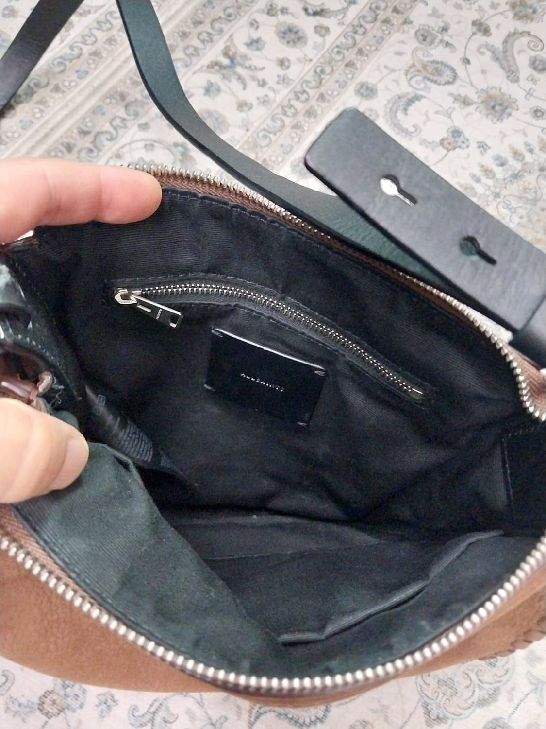올세인츠 소가죽 숄더백 상품이미지9