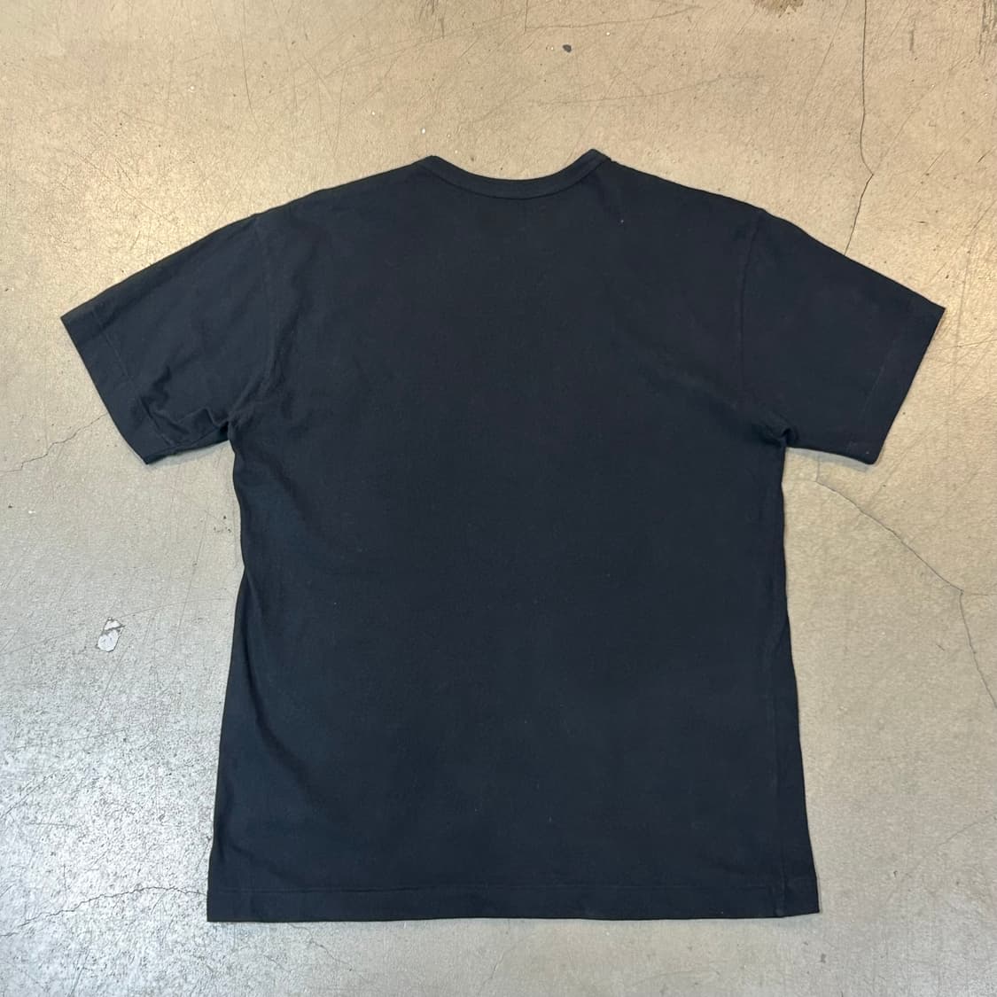 L 꼼데가르송 블랙 반팔티 상품이미지3
