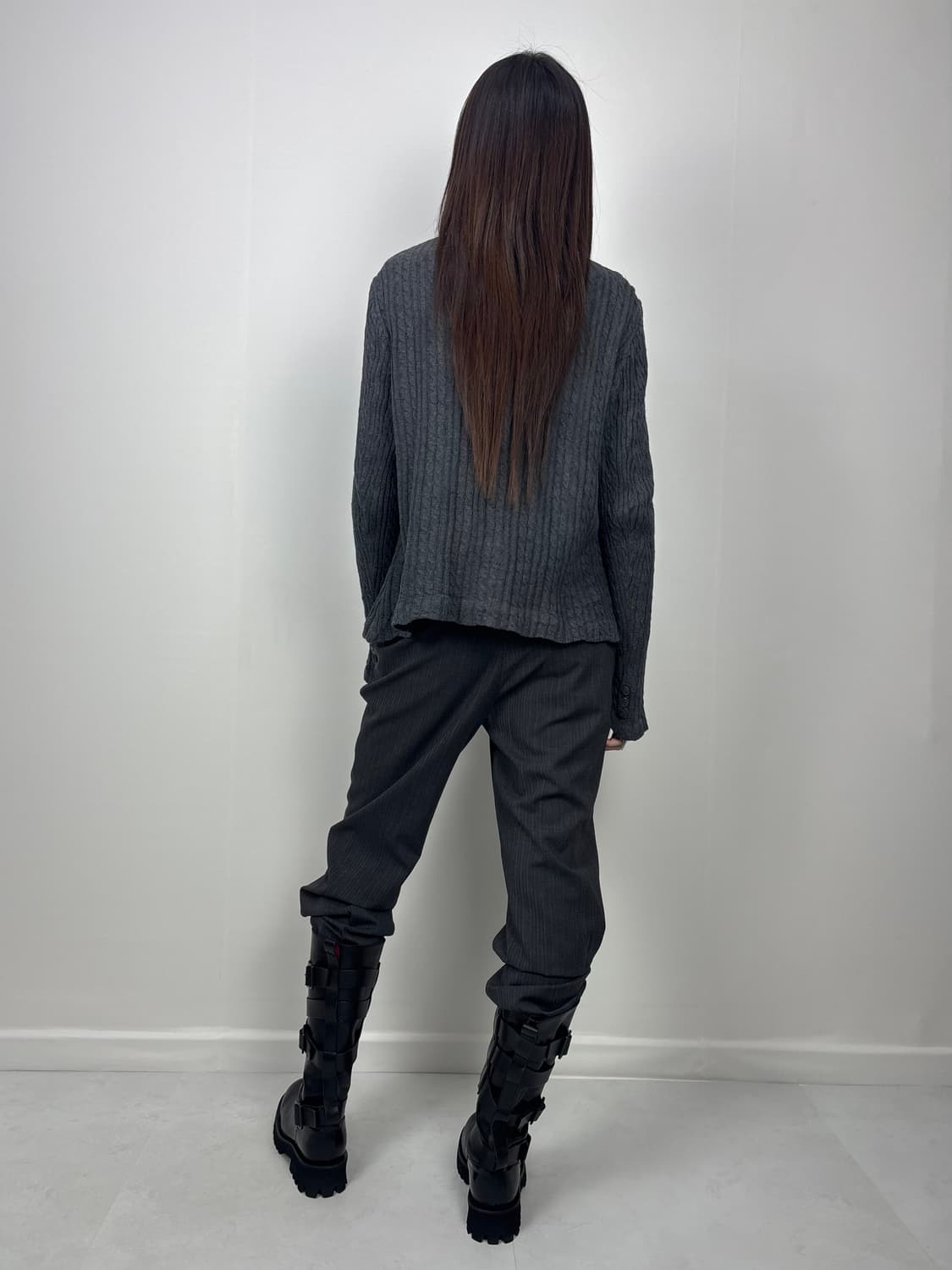 CHARCOAL STRIPE LOW SLACKS 상품이미지8