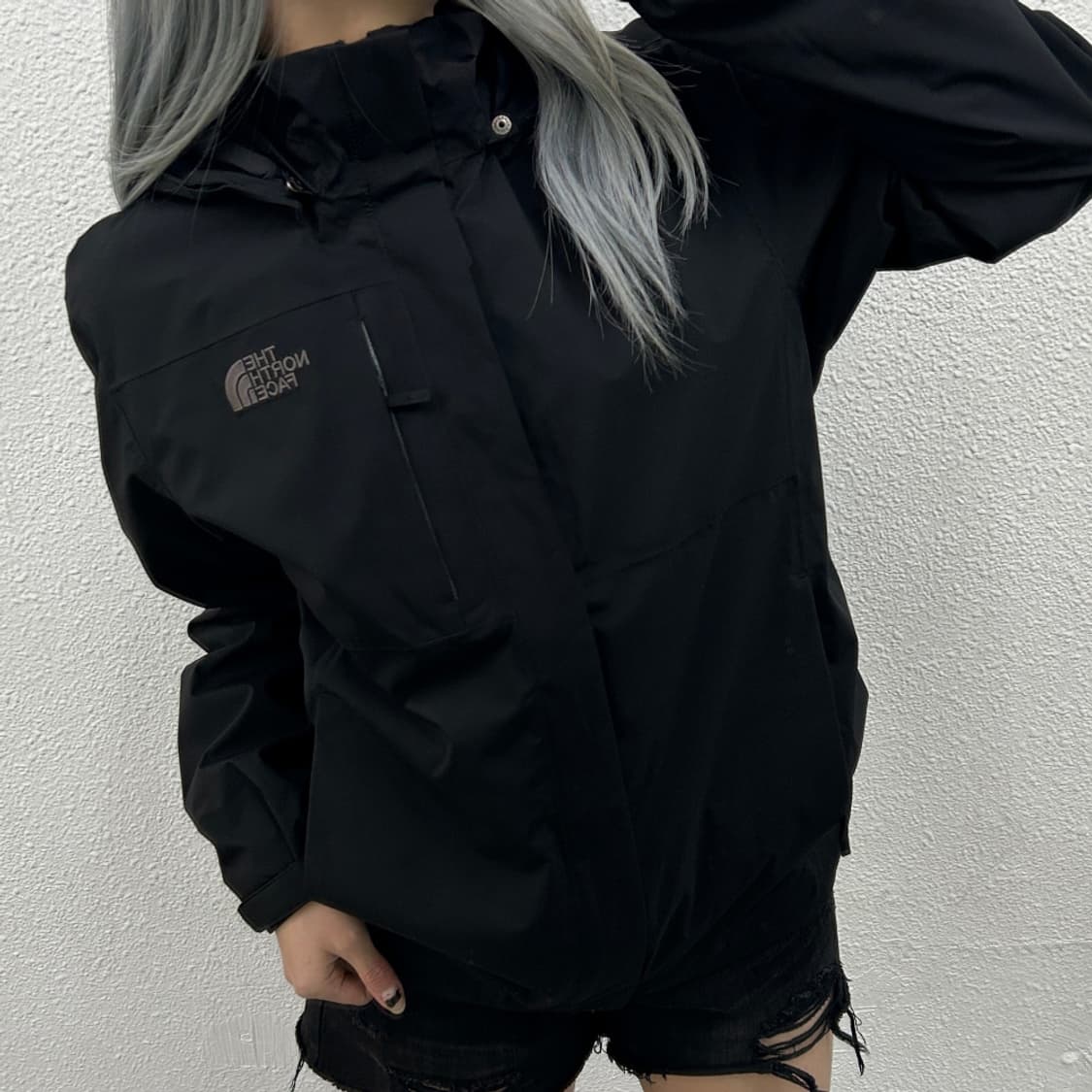 노스페이스 로고 블랙 바람막이 M 상품이미지2