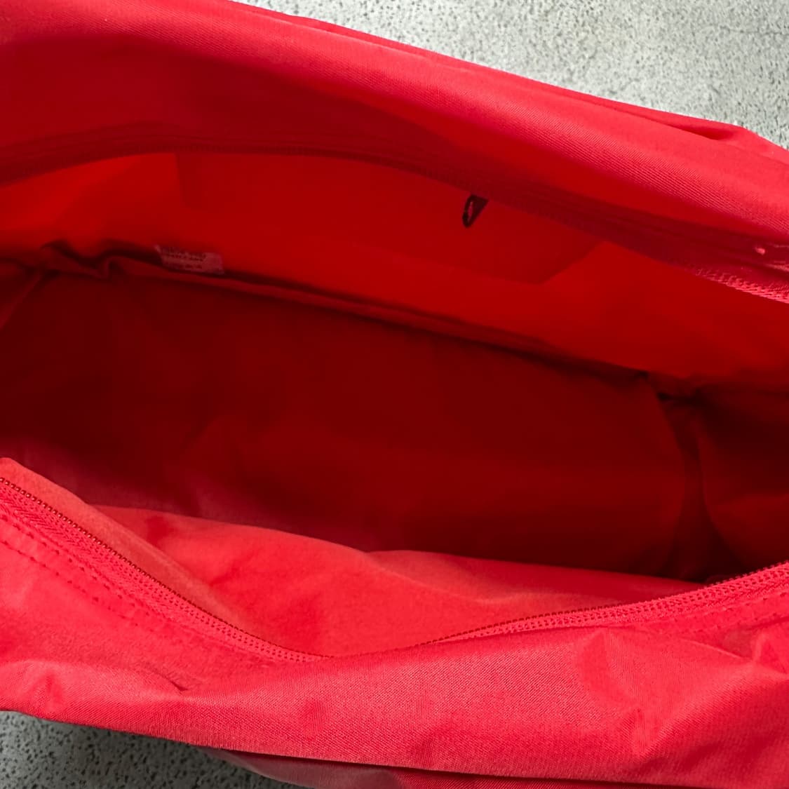 ✨ (새상품) 바이에른 뮌헨 FC 축구 스포츠 가방  상품이미지4