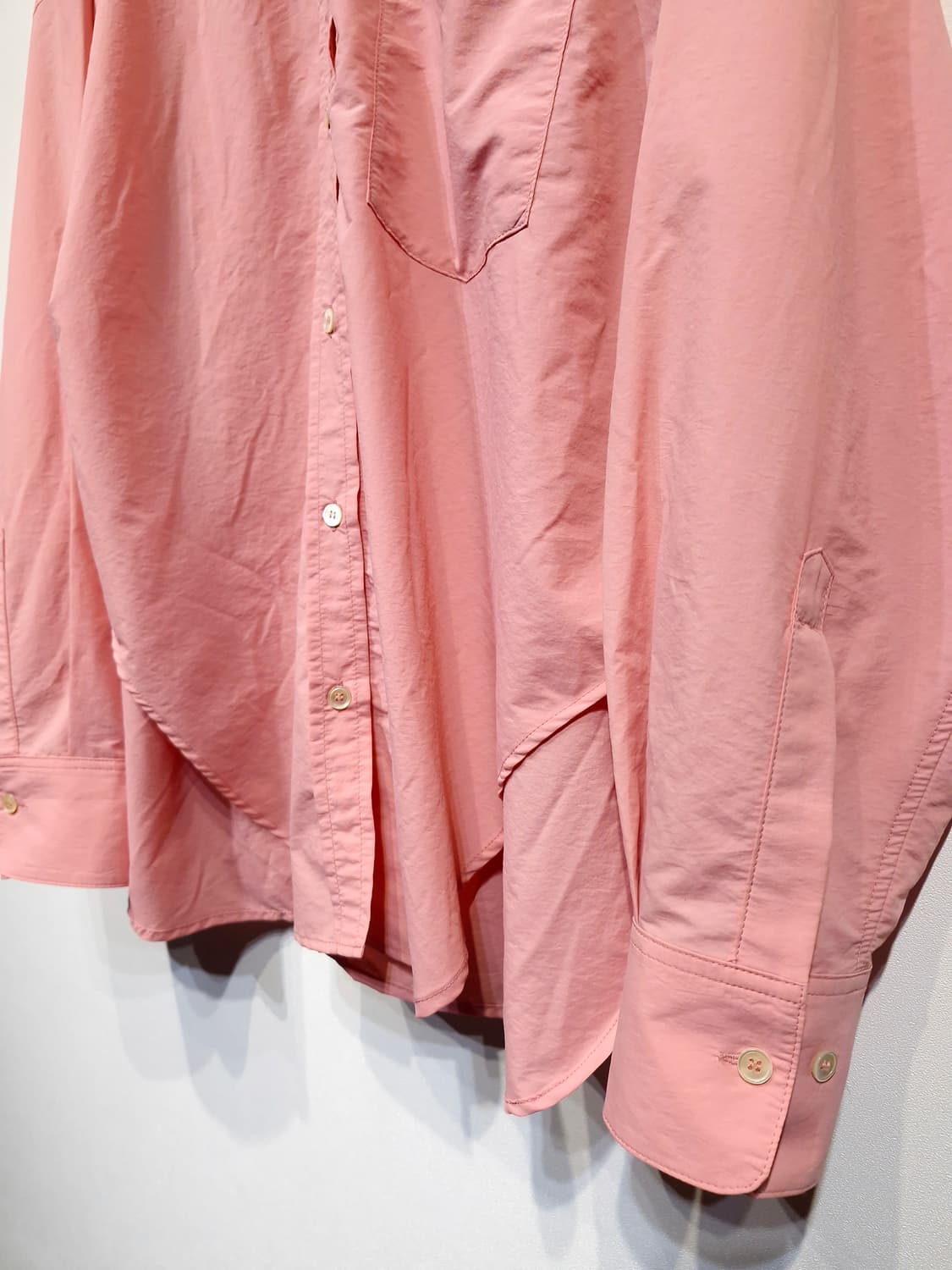 제이청(J.CHUNG)세실 백오픈 셔츠 핑크 상품이미지7