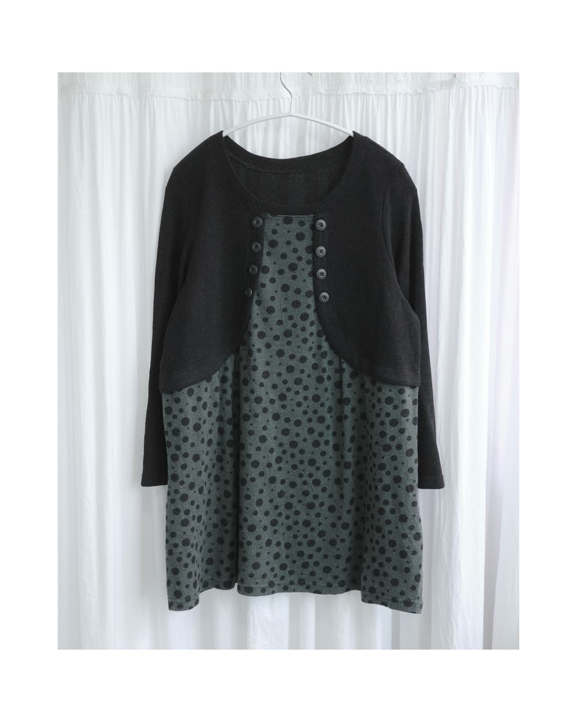 Deep green dot knit  상품이미지1