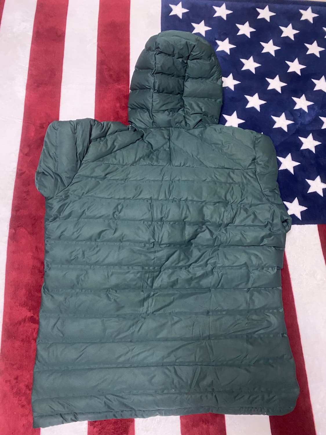 마운틴하드웨어 경량 패딩 상품이미지7