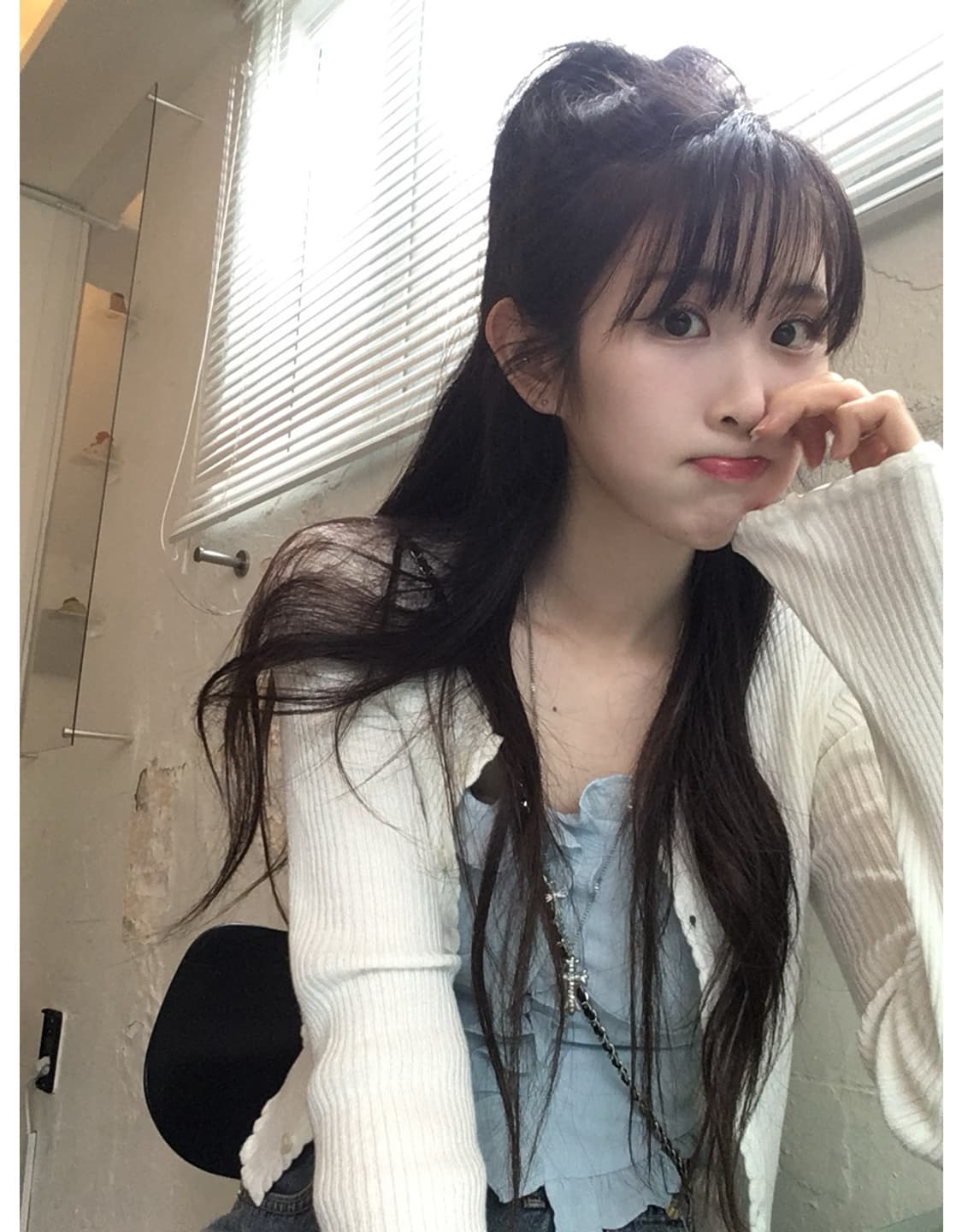 Weeny 위니 콩단추 프릴 나시 소라 상품이미지4