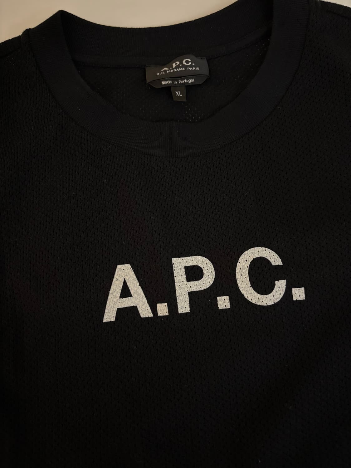 apc 메쉬 블랙 반팔 티셔츠 상품이미지2