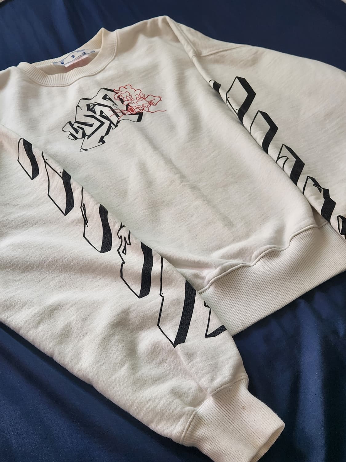 오프화이트 맨투맨L  판매/교환 상품이미지1