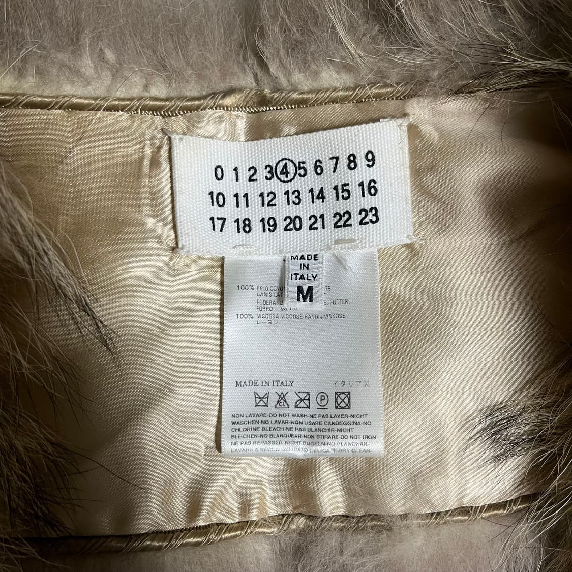 마틴 마르지엘라 08fw 코요테 퍼 머플러 상품이미지4