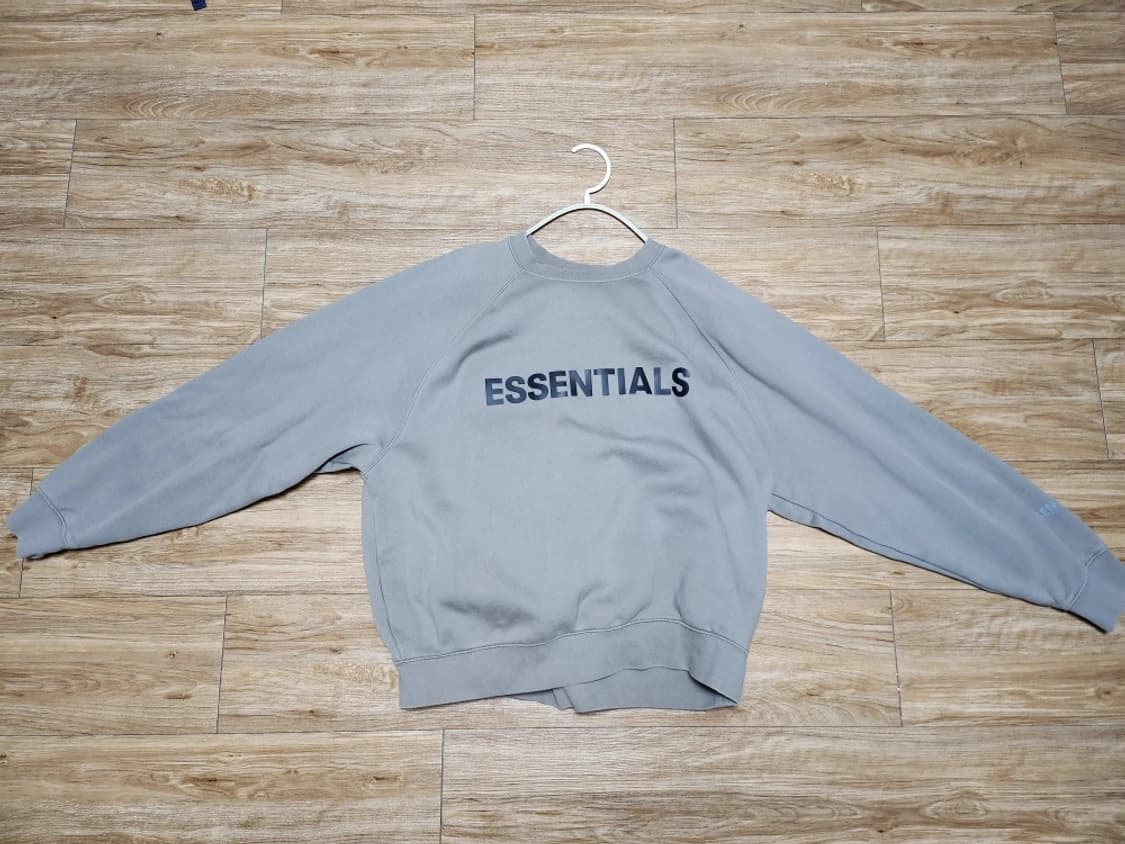 피어오브갓 에센셜 시멘트 3D 실리콘 아플리케 크루넥 L (105) 상품이미지3