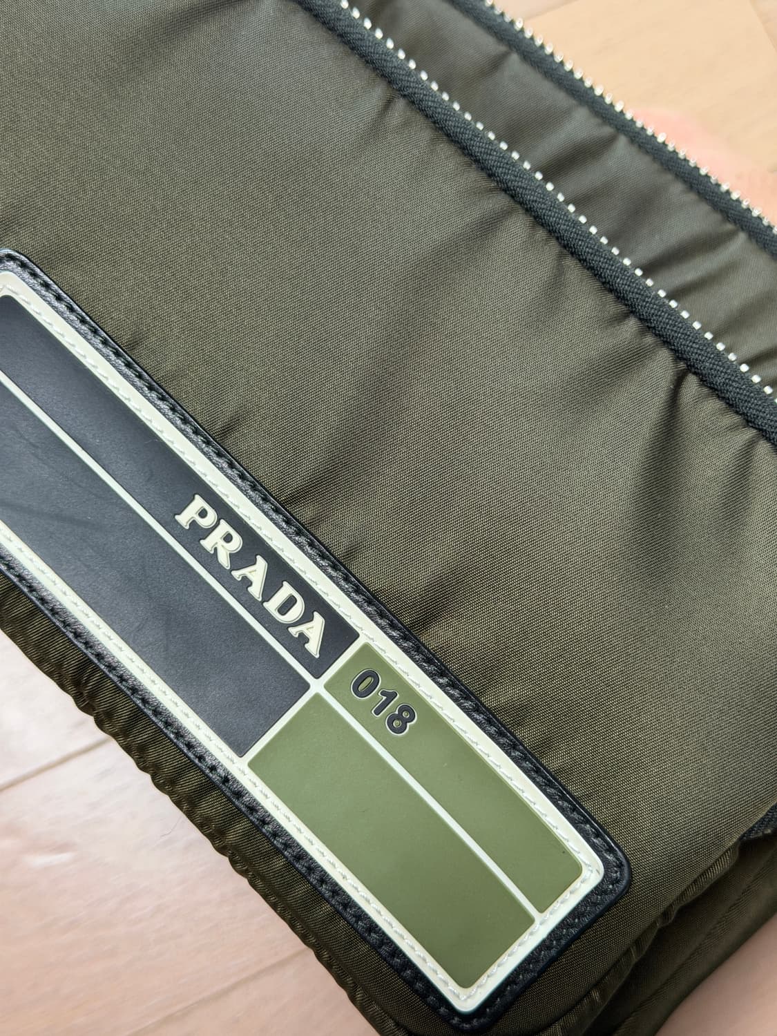 프라다 리나일론 포켓 파우치백 , 클러치백 (보증서) 상품이미지7