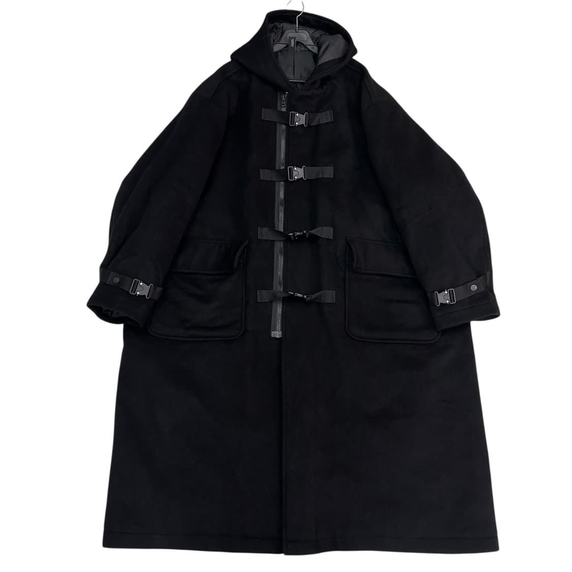 어텐션로우 블랙 오버 핏 후드 코트 상품이미지1