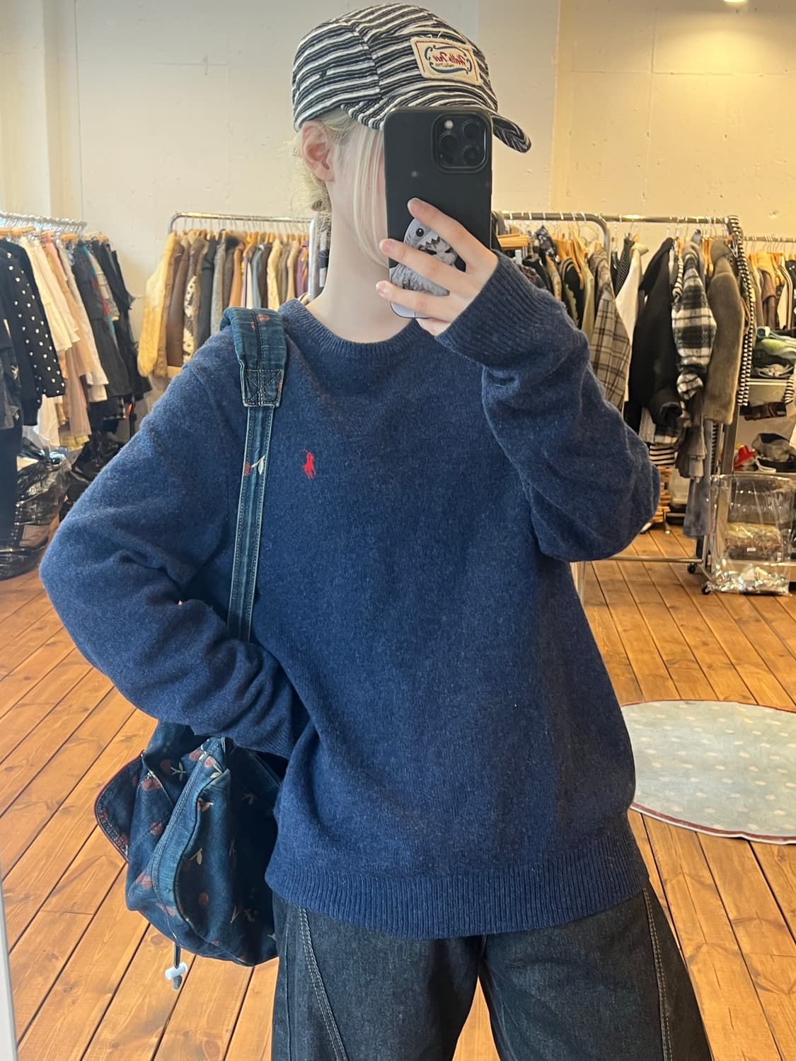 폴로 네이비 오버 니트 상품이미지1