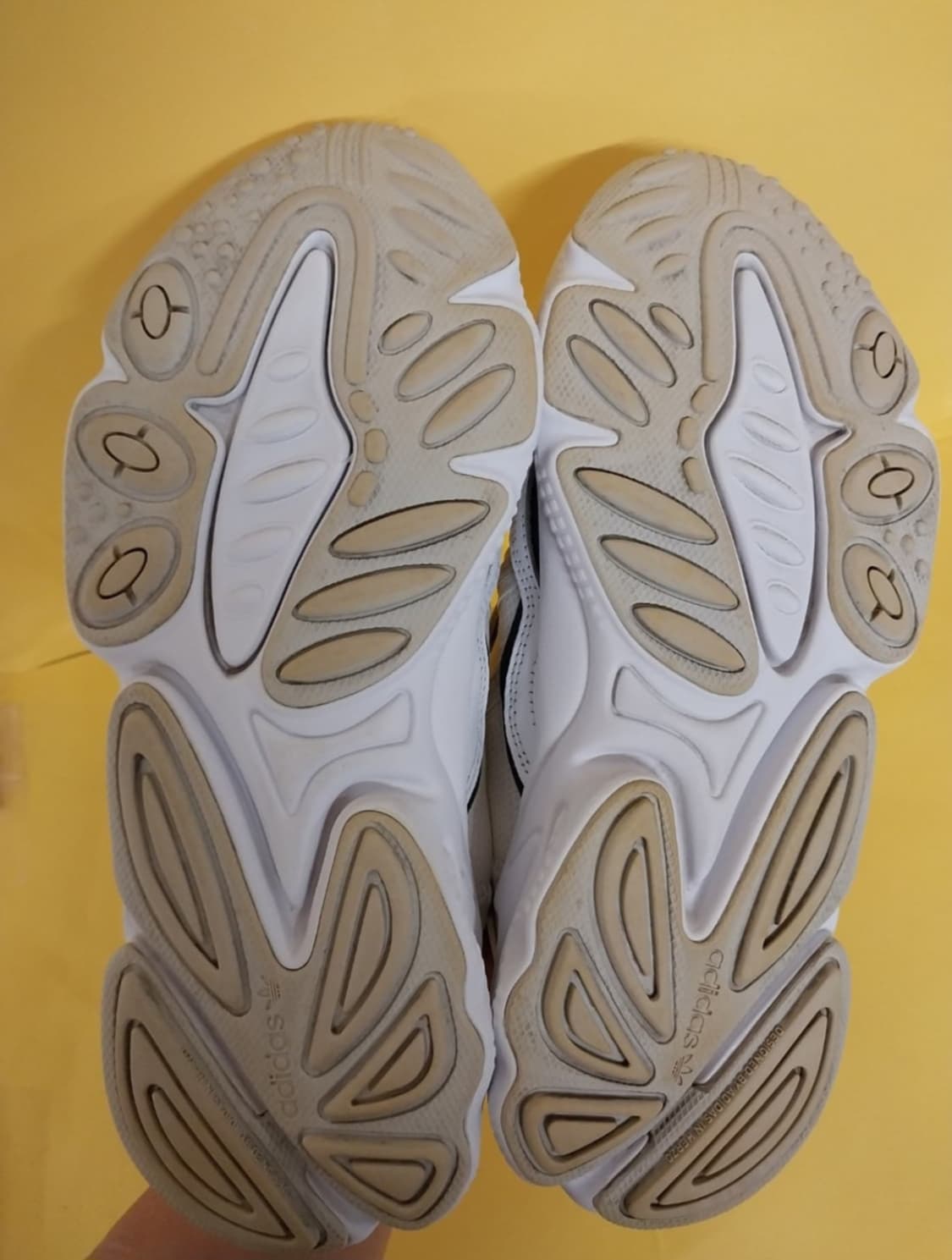 남성 아디다스 오즈위고 클라우드 화이트 런닝화, 운동화 (250) 상품이미지8