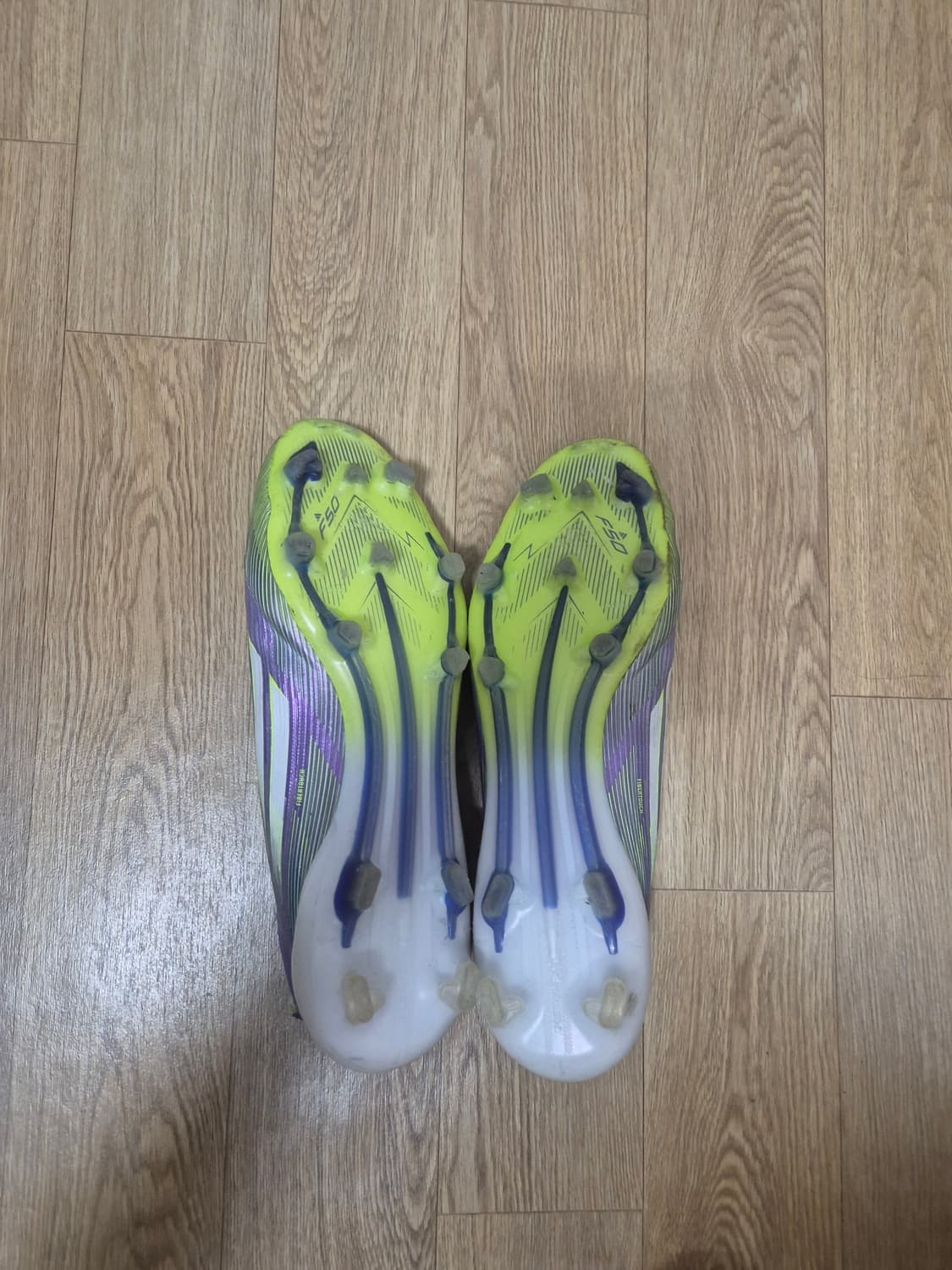 F50 레이스리스 엘리트 축구화 상품이미지3