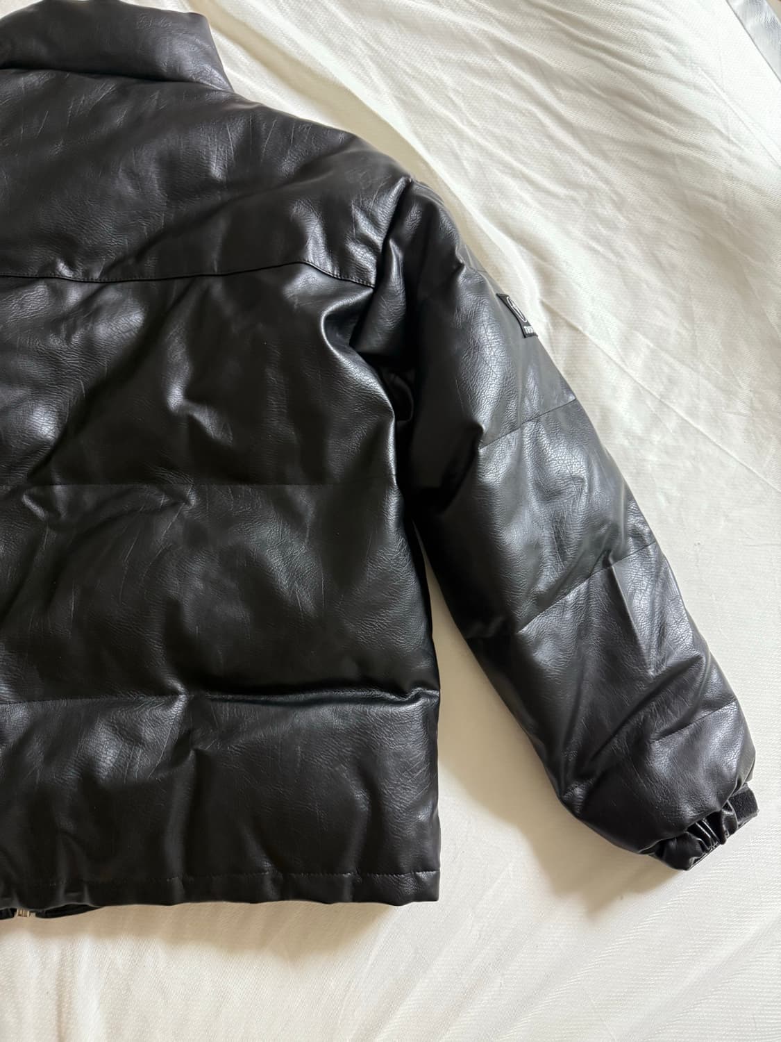 떠그클럽 레더 퍼퍼 자켓 블랙 3사이즈 S급 상품이미지4