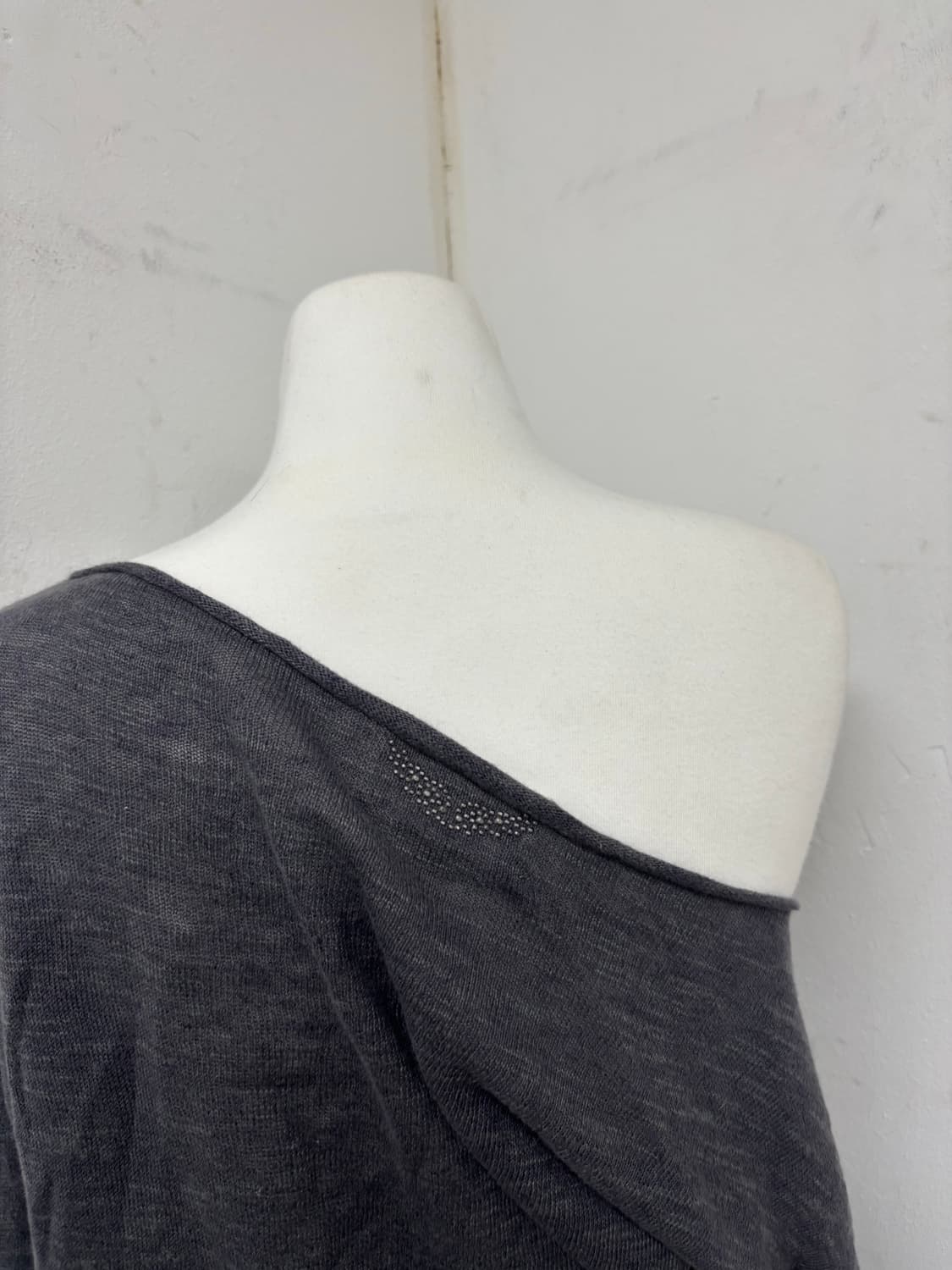 “Zadig&Voltaire” U Neck Grey Sleeve 상품이미지3