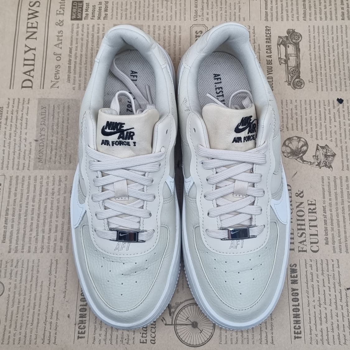 나이키 에어포스1 플랫폼 여성스니커즈235 상품이미지2