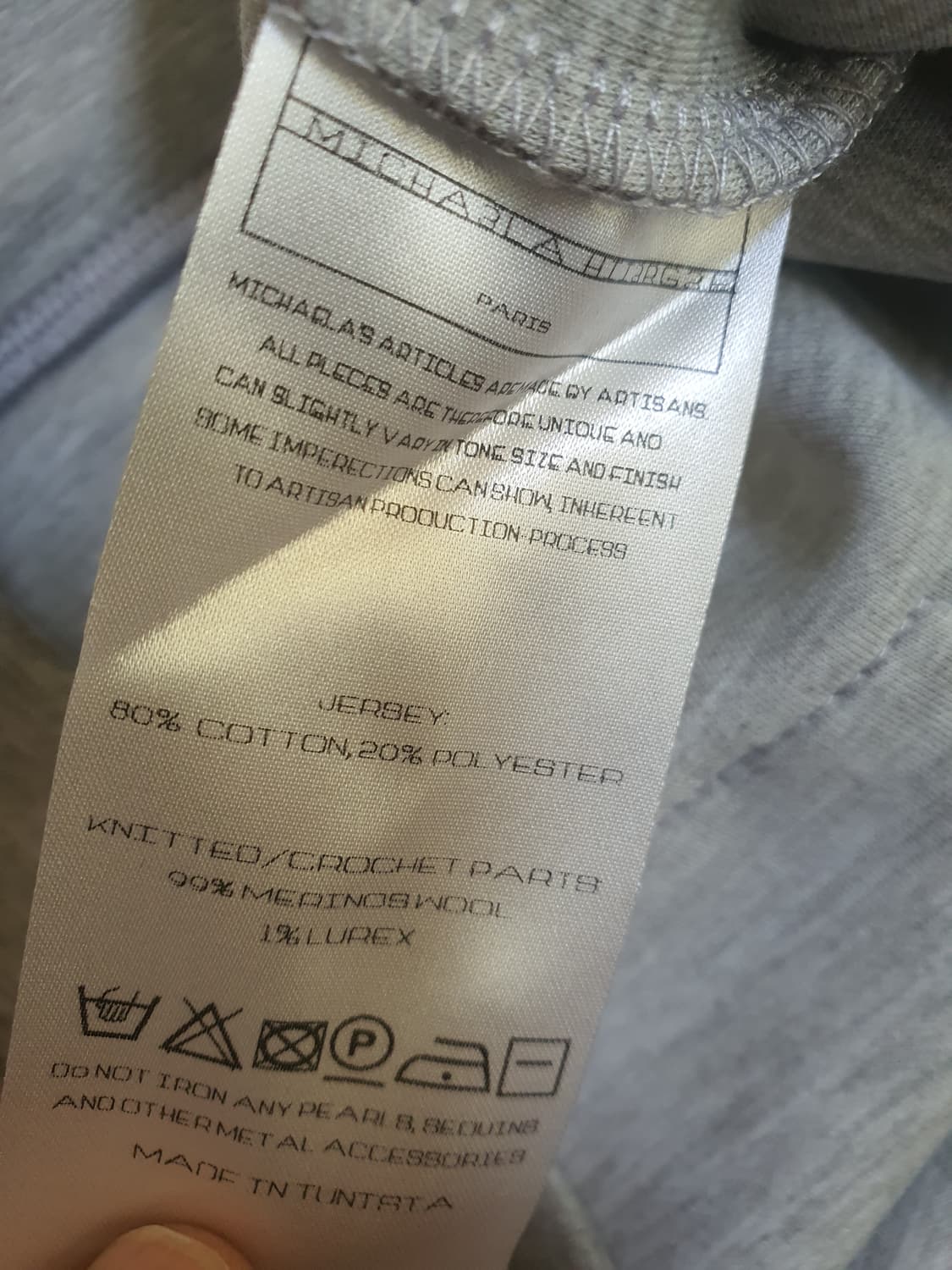 미카엘라 버거 향수병 맨투맨 상태 굿 사이즈 55~66 상품이미지4