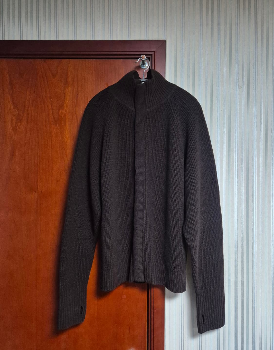 토니웩 SUPER FINE MERINO WOOL 니트 집업 [다크브라운] 상품이미지2