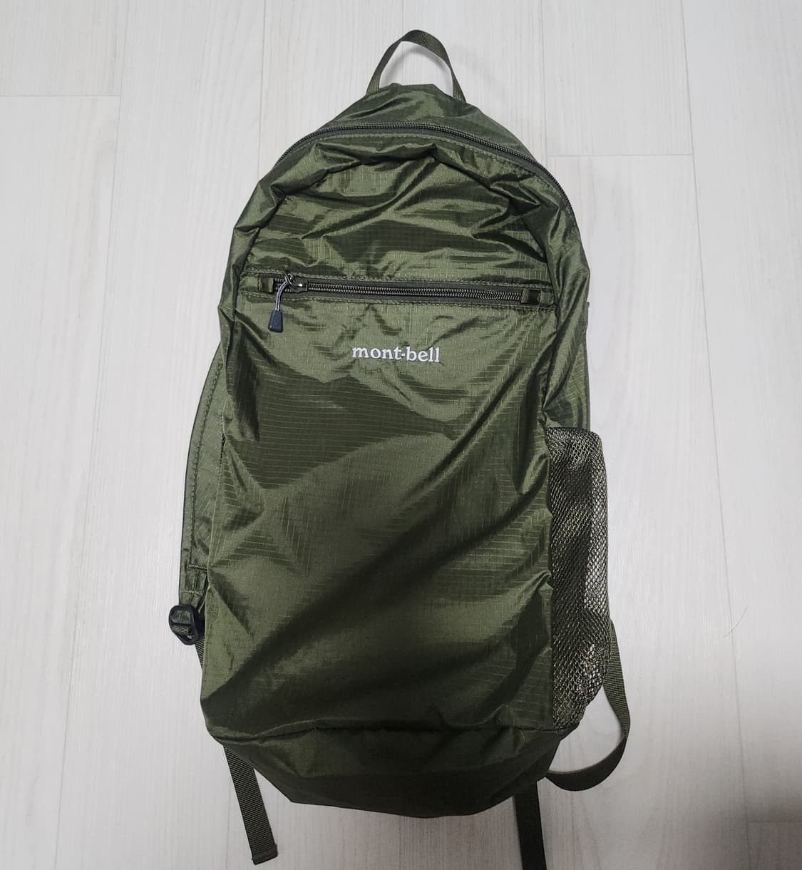 몽벨 포켓터블 라이트팩 15 백팩 카키 상품이미지2