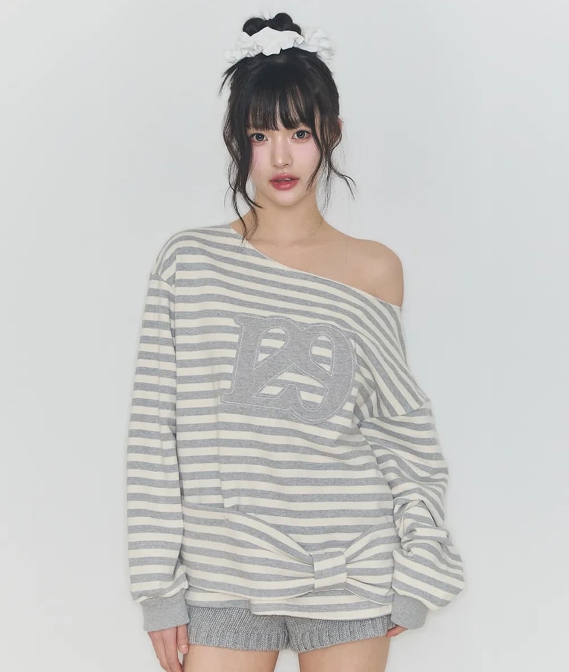 일리고 129 스트라이프 맨투맨 아이보리 멜란지 상품이미지1