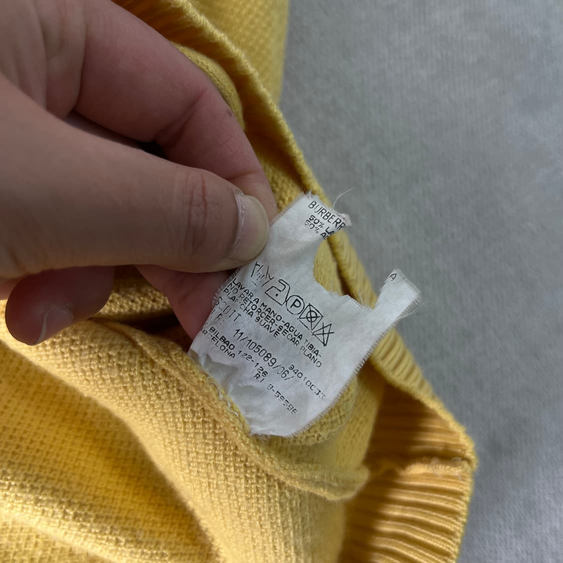 100 버버리 90s 기마로고 옐로우 코튼 가디건 상품이미지5