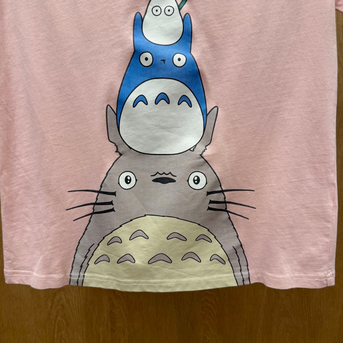 로에베 아나그램 로고 라운드넥 티셔츠 캐릭터 디테일 핑크 상품이미지5