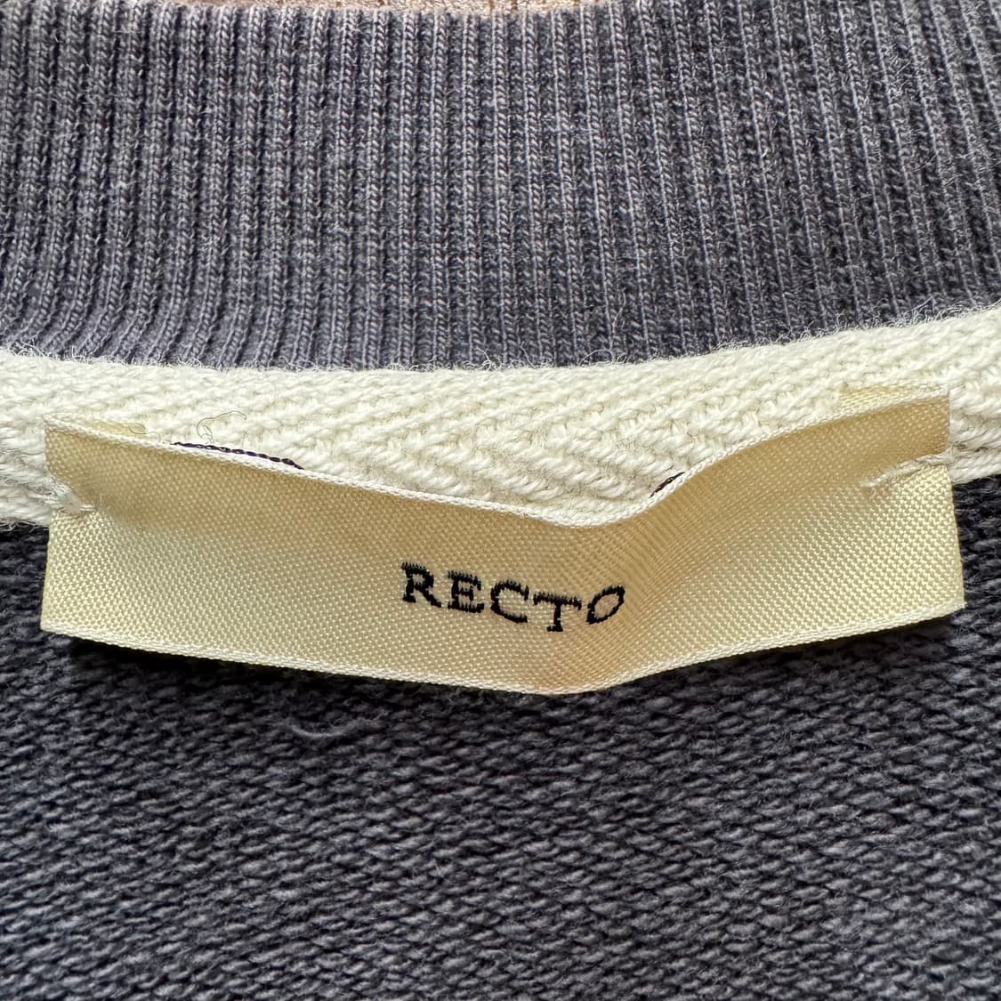 렉토 크롭 맨투맨  상품이미지2