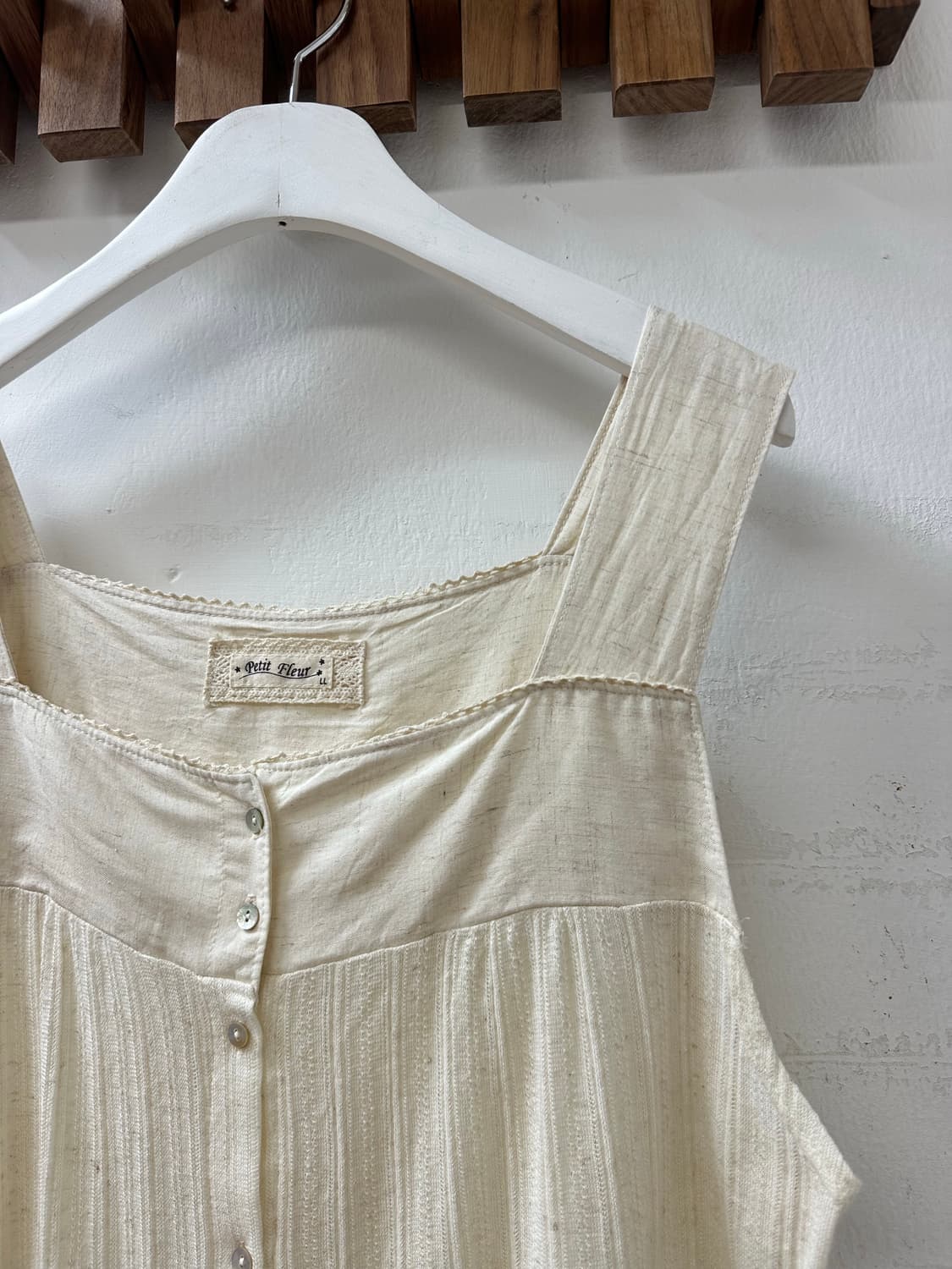 일본빈티지 Petit Fleur 내추럴 버튼업 코튼 슬리브리스 탑 상품이미지3
