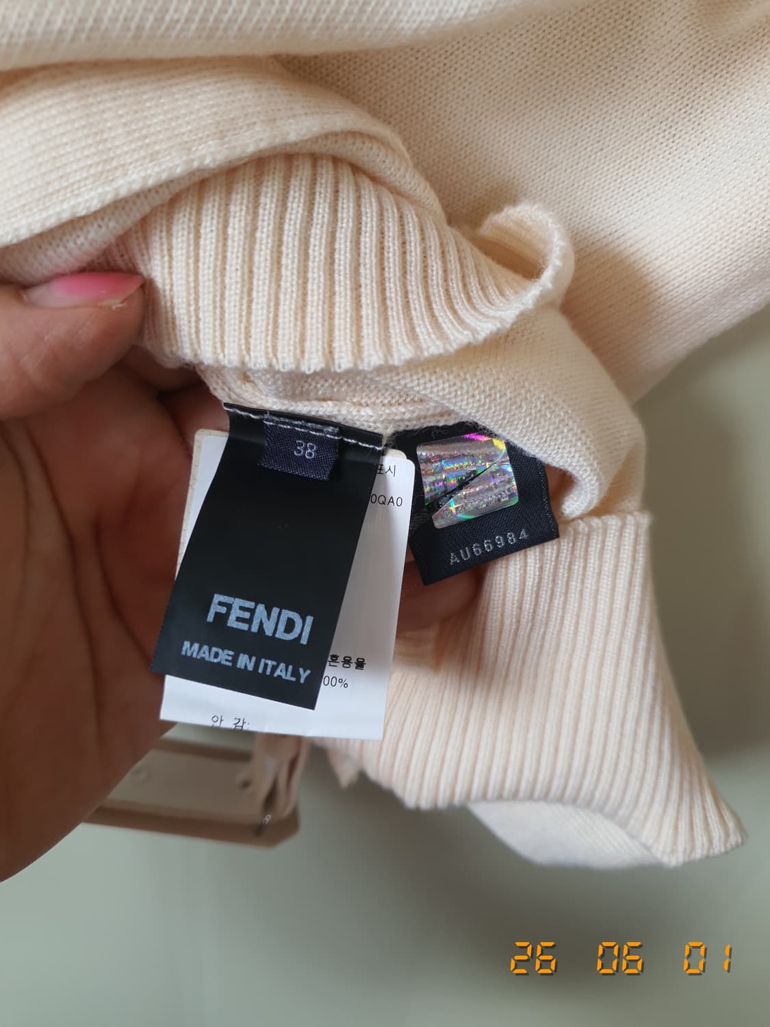 FENDI 여성 브이넥 반팔니트 38 베이직계열 상품이미지5