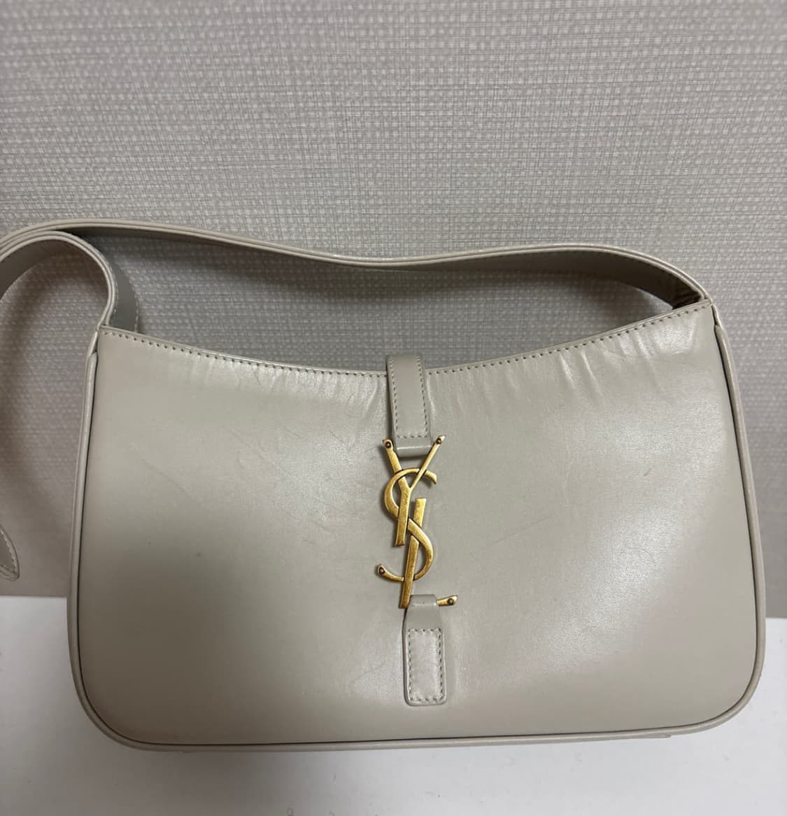 생로랑 호보백 (풀박) 상품이미지1