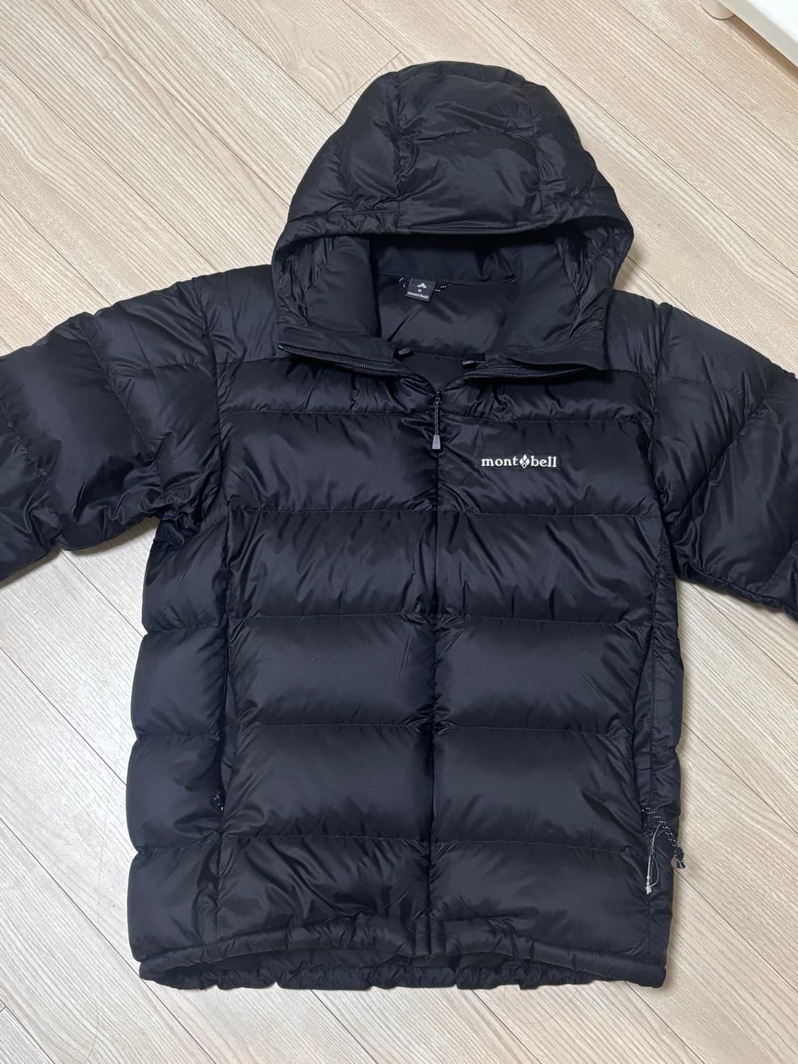 [S] 몽벨 라이트 알파인 다운 패딩 블랙 상품이미지2