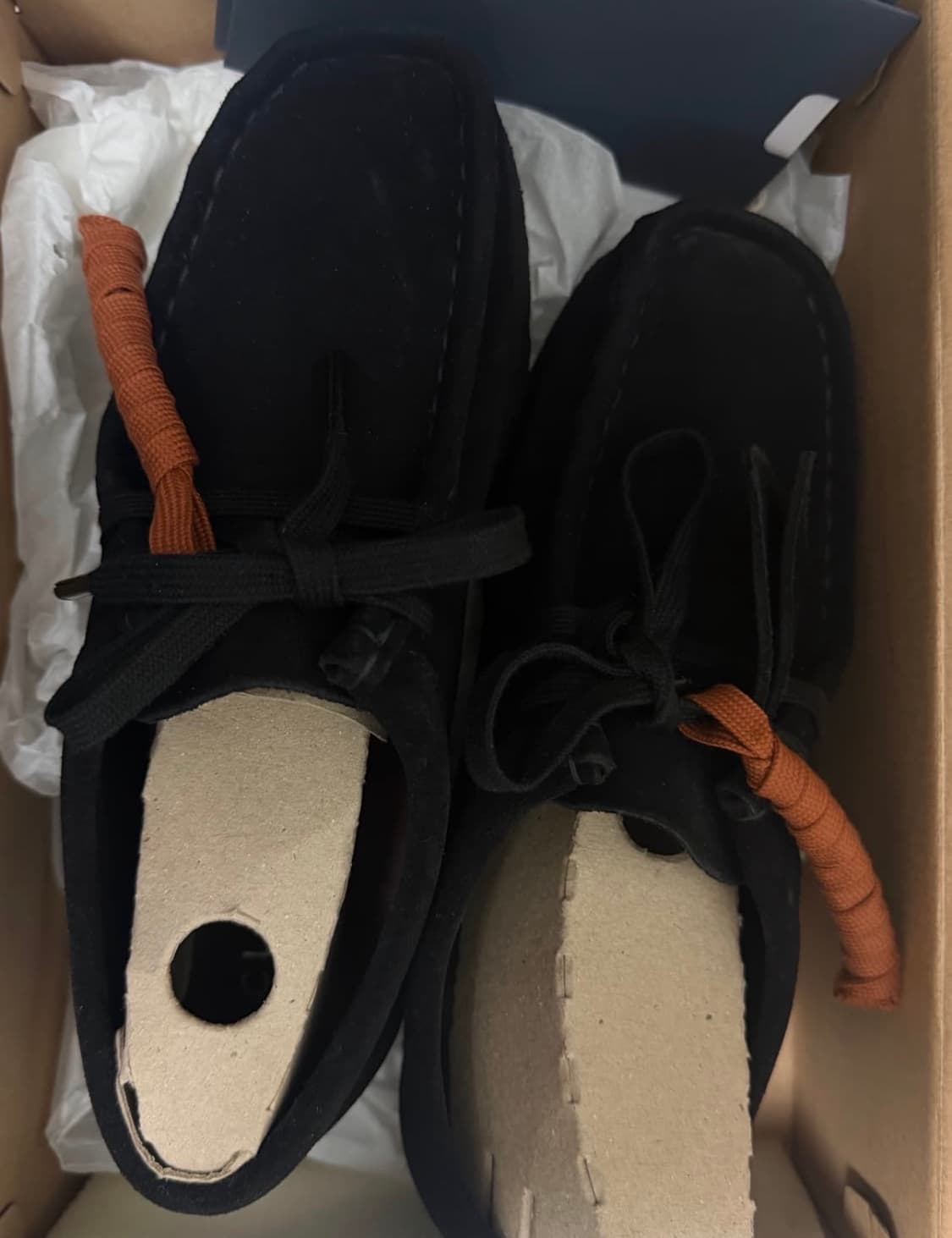 클락스 왈라비 블랙 스웨이드 235 상품이미지2