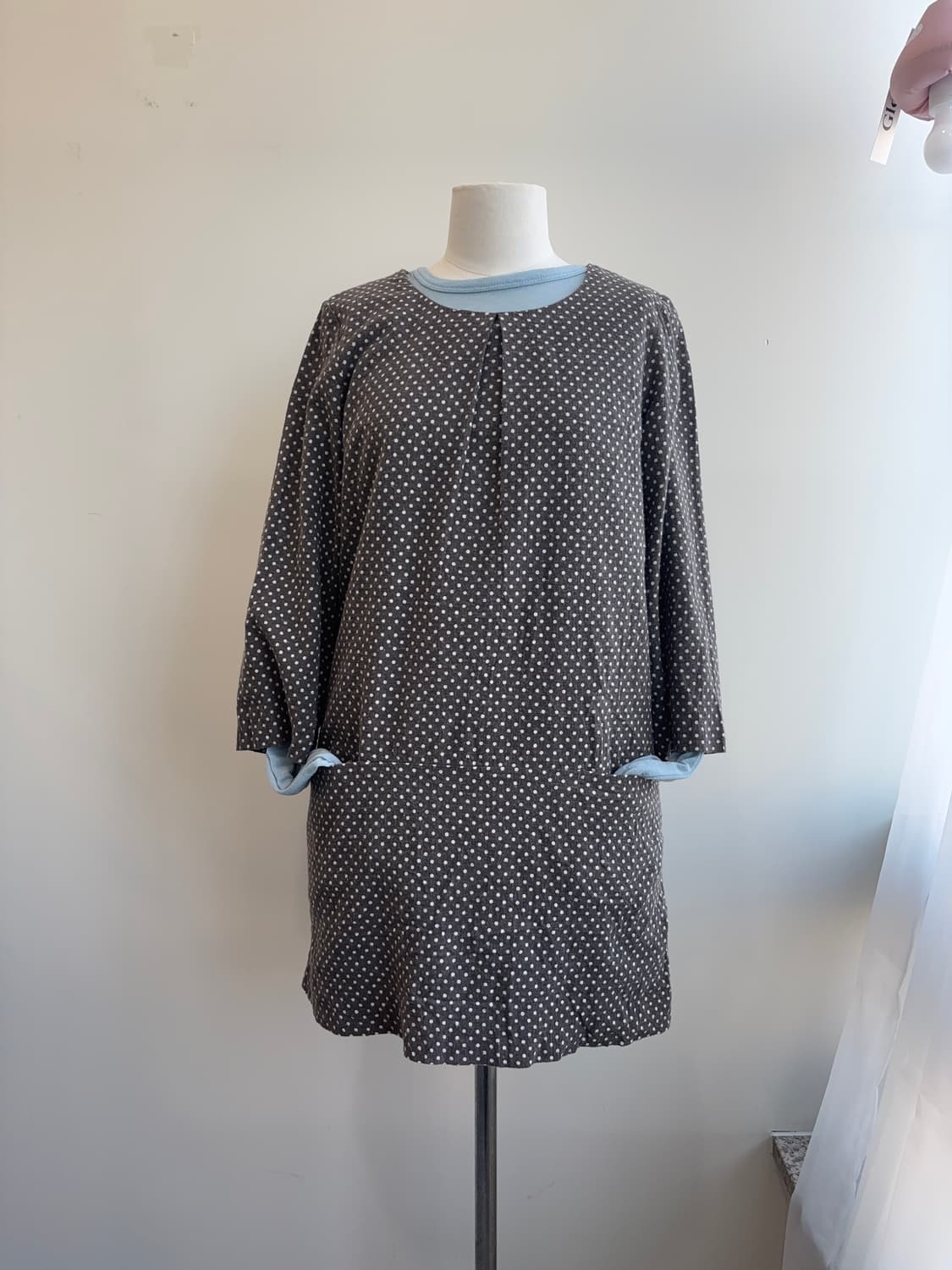 muji europe 애쉬베이지 땡땡이 레이어드 롱 블라우스 상품이미지8