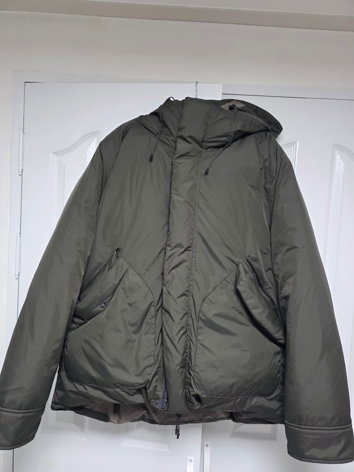 러프사이드 클라우드파카 다크올리브3 상품이미지1