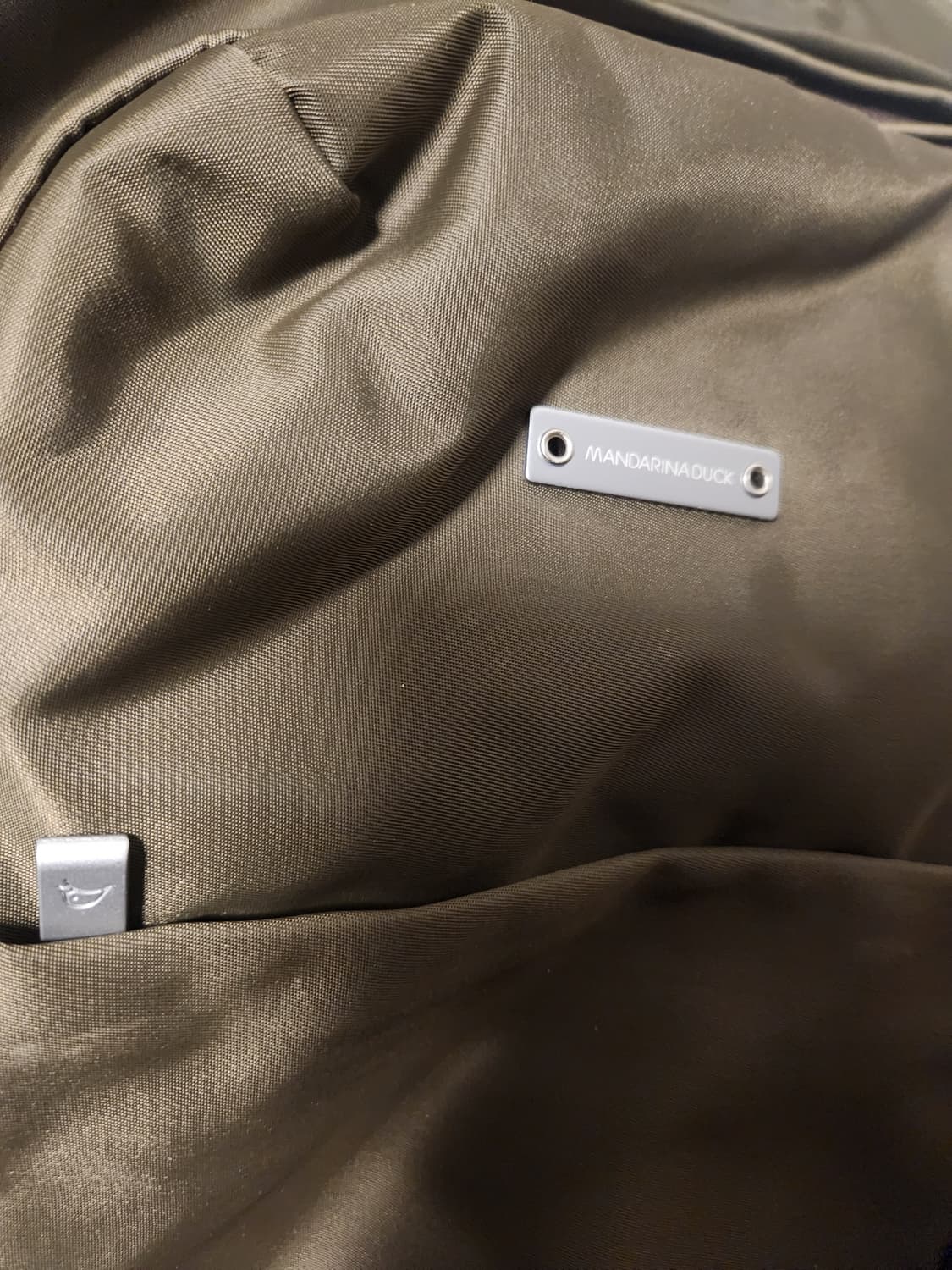 만다리나덕 3웨이 멀티백(이선균가방) 카키 상품이미지5