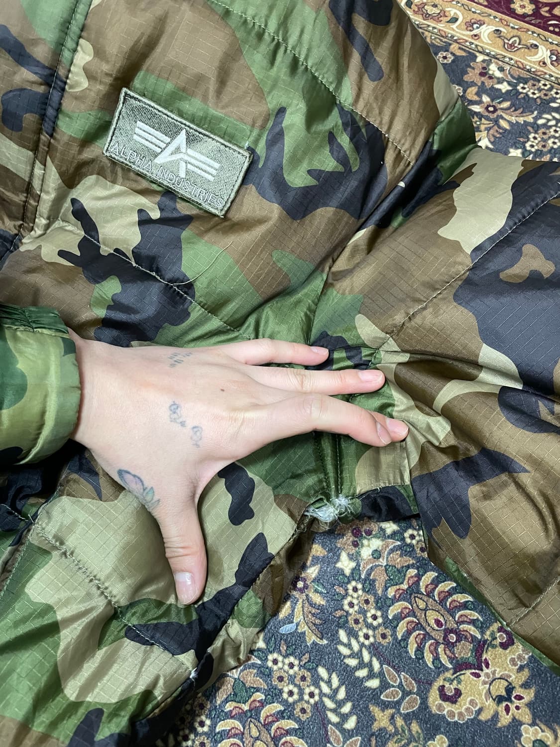 Alpha Industries 알파인터스트리 카모 로고패치 패딩 상품이미지10