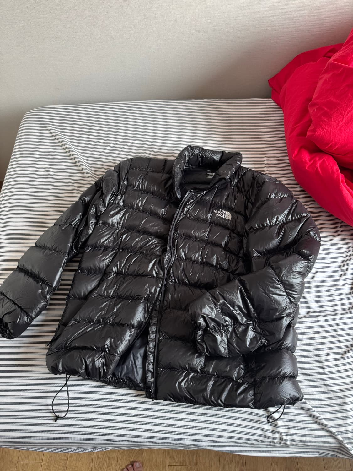 노스페이스 경량패딩 상품이미지1