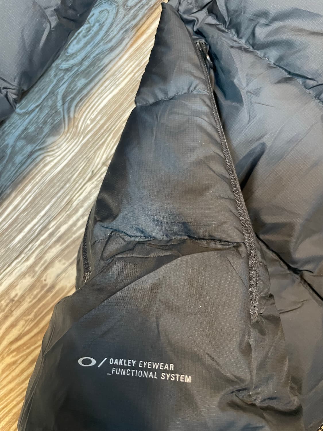 오클리(Oakley) 경량패딩(110싸이즈) XL 블랙 상품이미지4