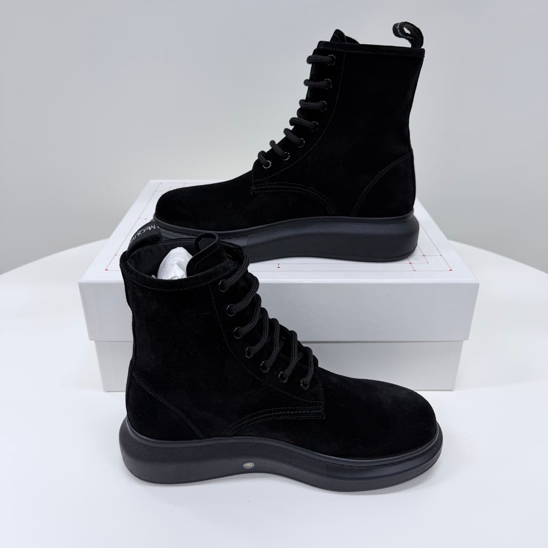 [미사용/250] 알렉산더 맥퀸 스웨이드 부츠 블랙 상품이미지4