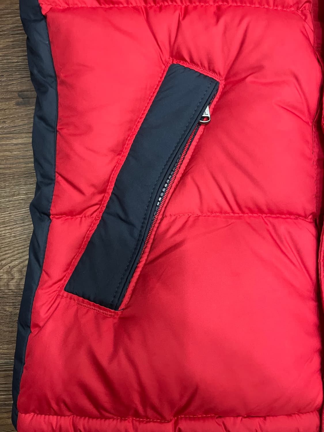 폴로 랄프로렌 빅포니 다운 푸퍼 베스트 패딩조끼 레드 상품이미지3