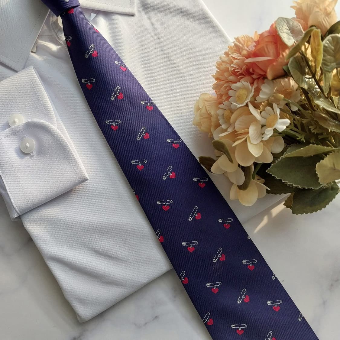 MCM 실크 네이비 핀&하트 모티브 넥타이 8.9cm A+등급 K1486 상품이미지8