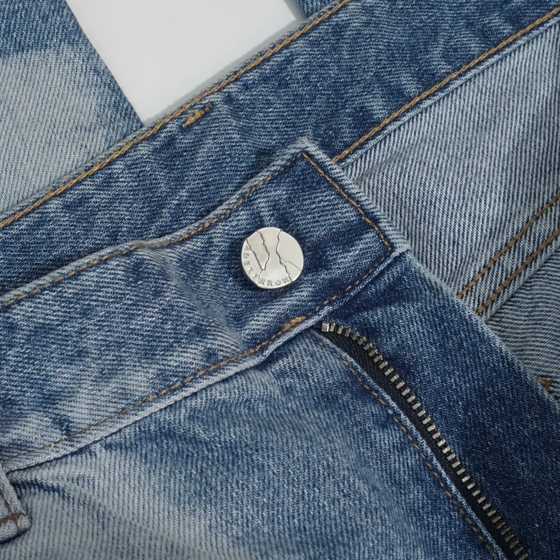 아더에러 페이딩 데님팬츠 상품이미지7