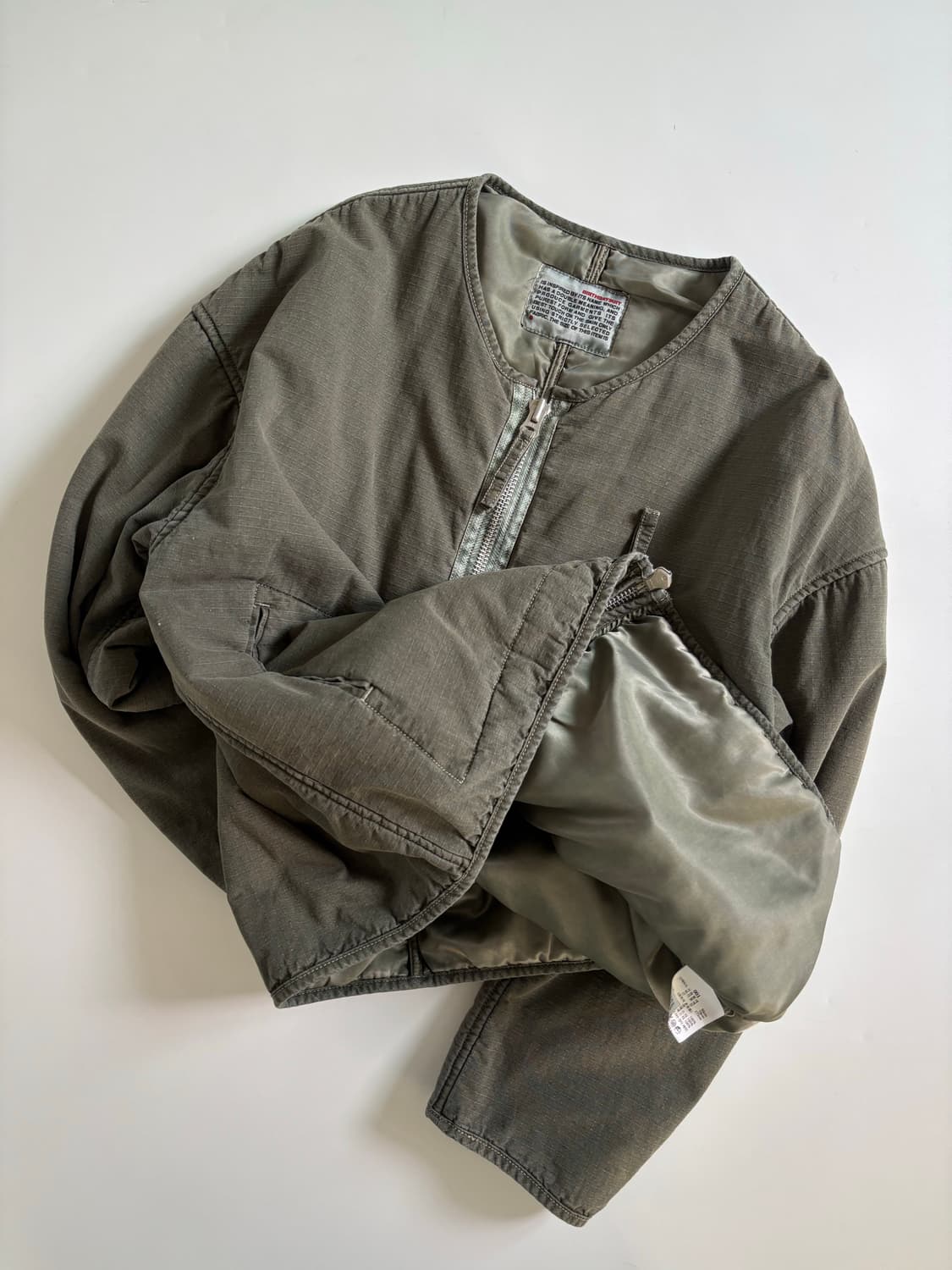 Birthdaysuit 벌스데이수트 논카라 카키 자켓 상품이미지4