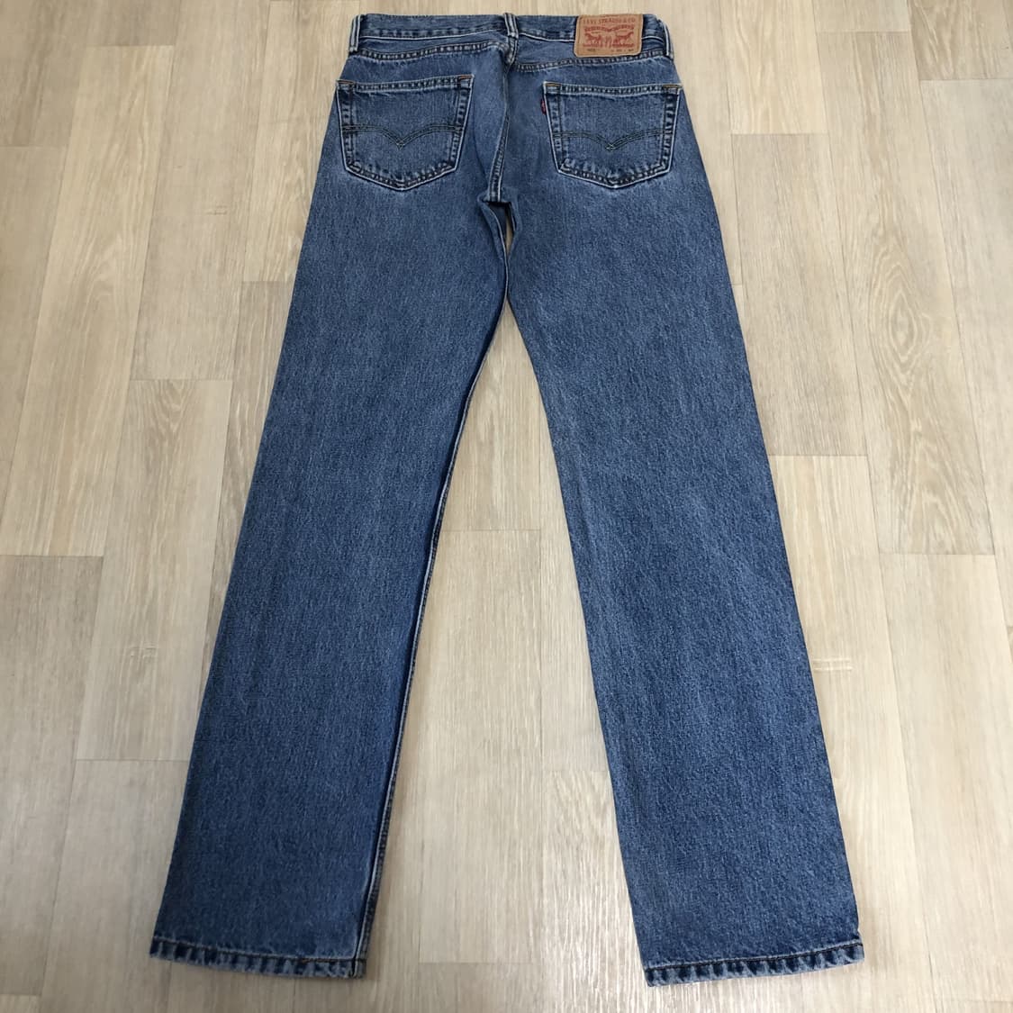 (29) 리바이스 Levi's 505 레귤러핏 워시드 연청 데님 상품이미지7