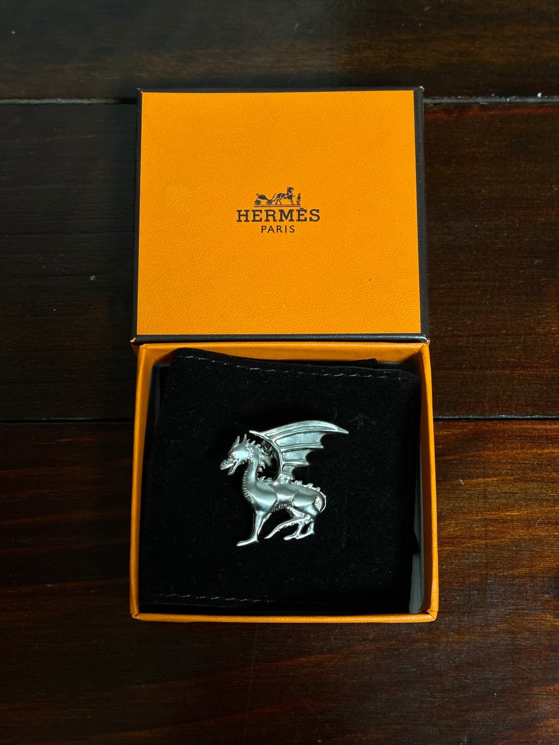 에르메스 실버 뱃지 상품이미지1