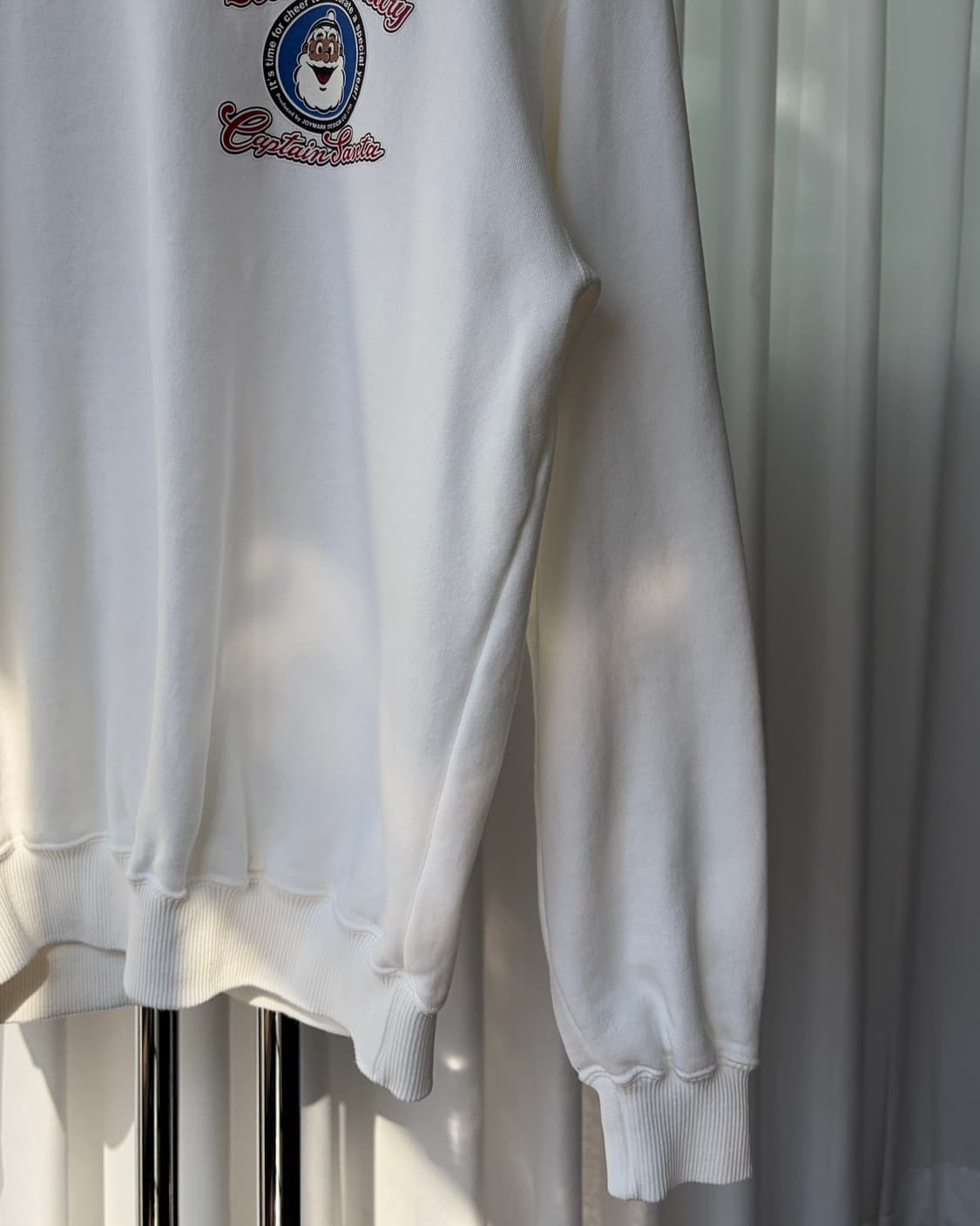 [L]캡틴산타 20주년 프린팅 화이트 맨투맨 상품이미지8