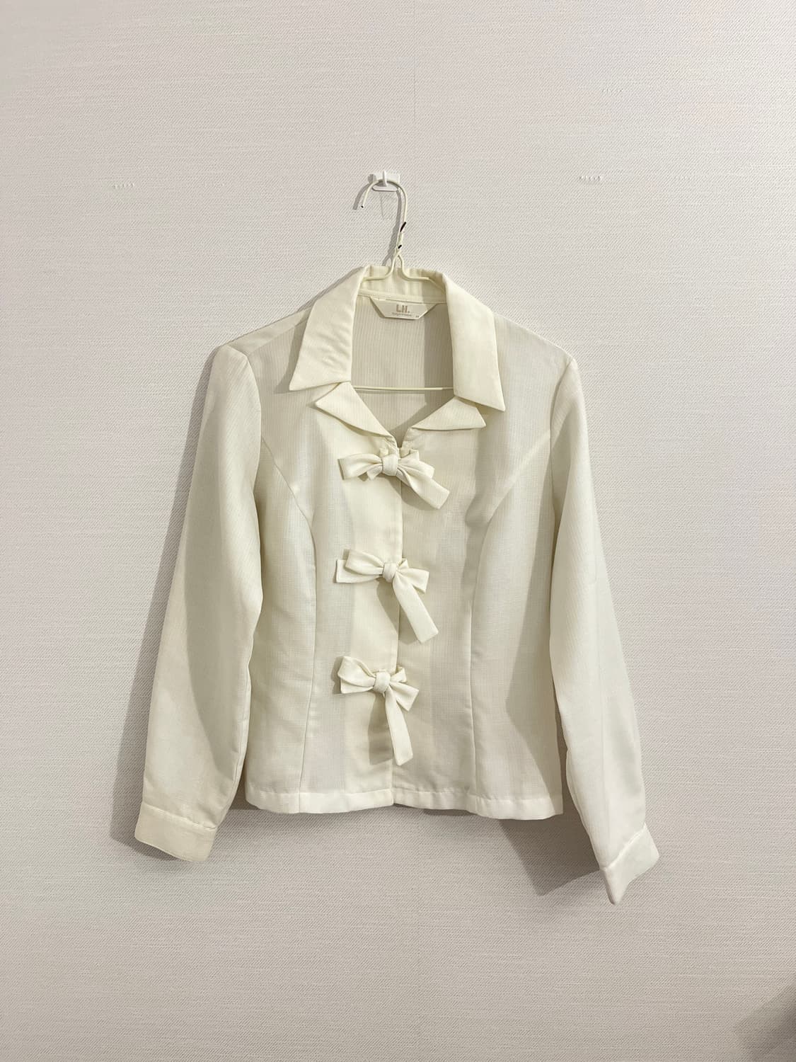 빈티지 리본 블라우스 상품이미지1